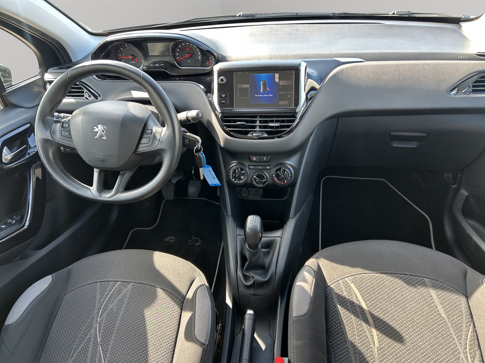 PEUGEOT 208 1.4 VTI Active-image-9