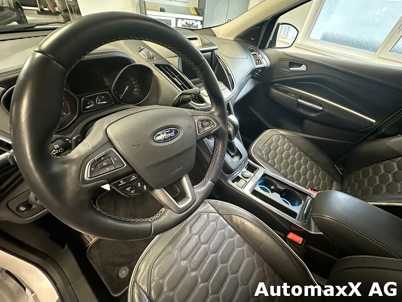 FORD Kuga 2.0 TDCi 180 Vignale FPS-image-9