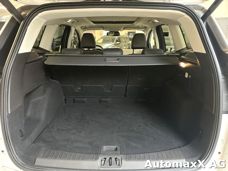 FORD Kuga 2.0 TDCi 180 Vignale FPS-image-13
