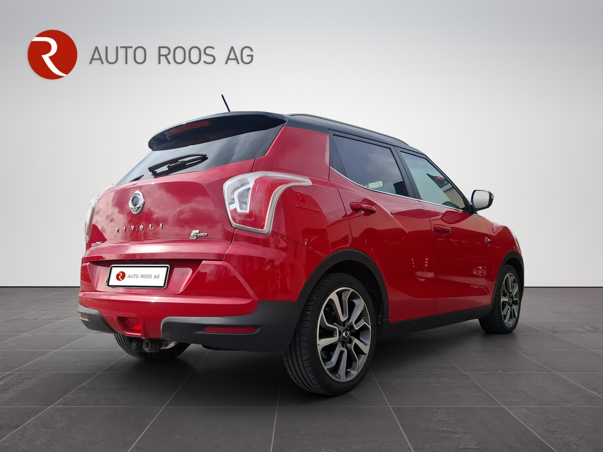 KGM-SsangYong Tivoli 1.6 e-XGi Sapphire 4WD Automatic-image-5