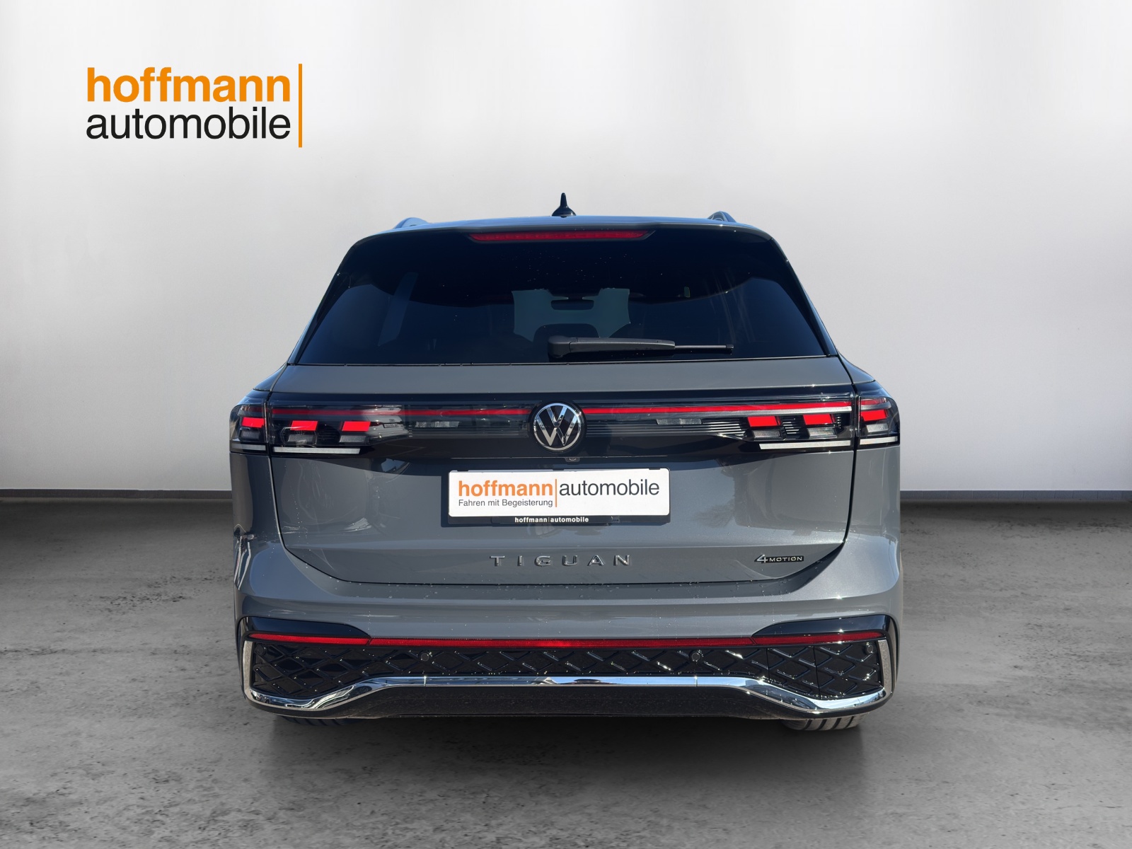 VW Tiguan 2.0 TSI DSG R-Line United 4Motion-image-4