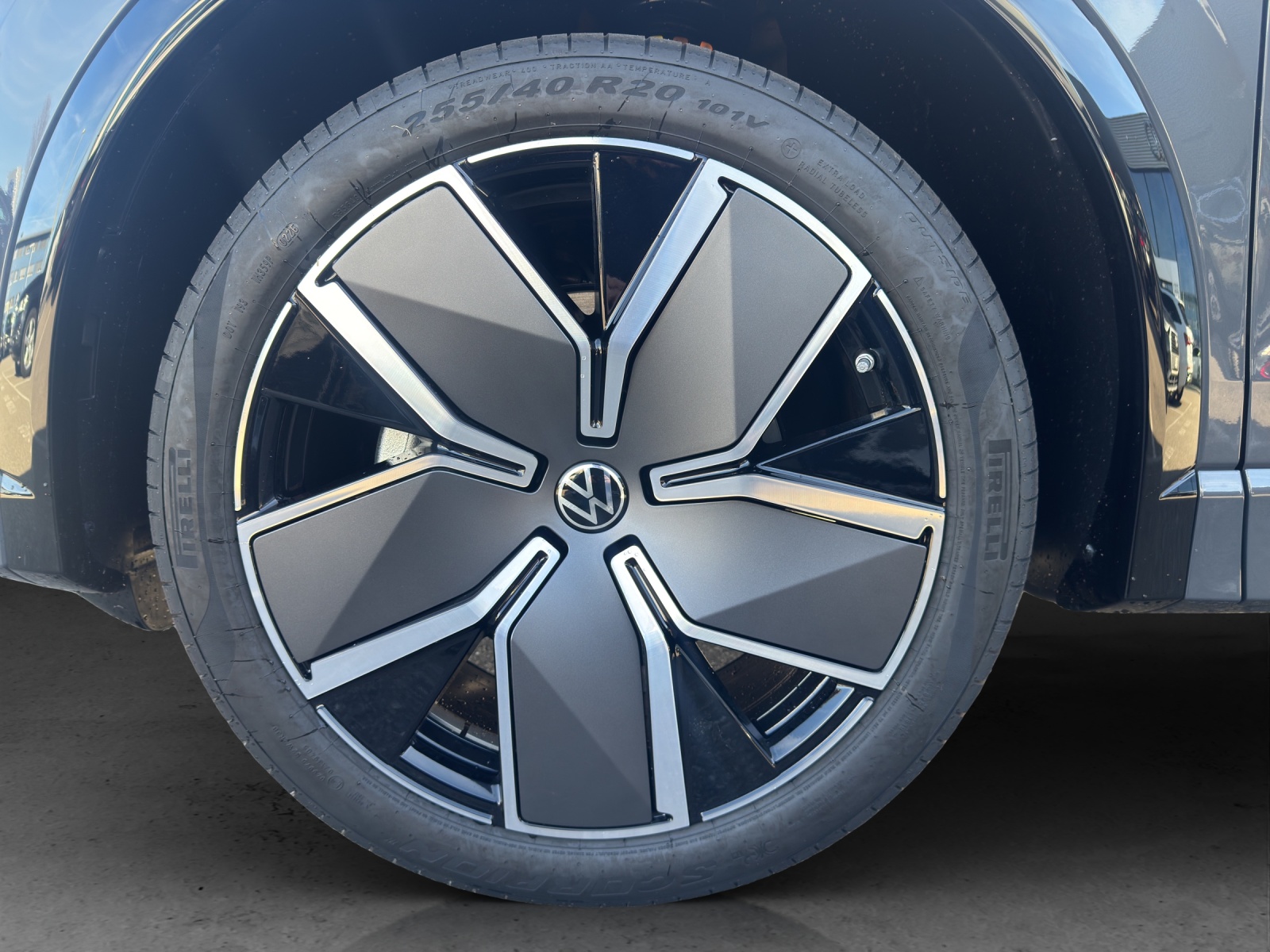 VW Tiguan 2.0 TSI DSG R-Line United 4Motion-image-12