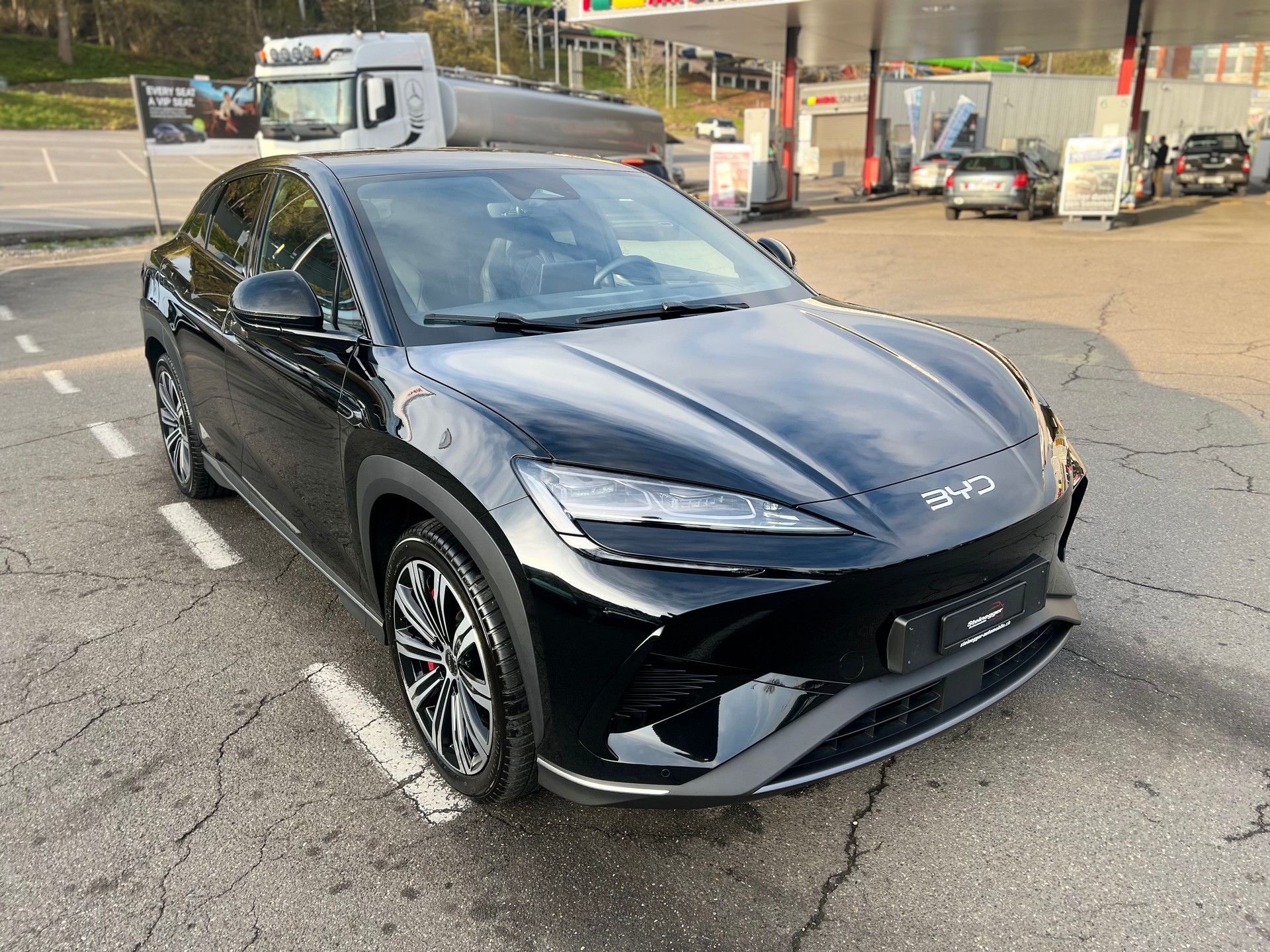 BYD Sealion 7 91,3 kWh Excellence AWD ° Sofort Verfügbar ° Vollausstattung °-image-0