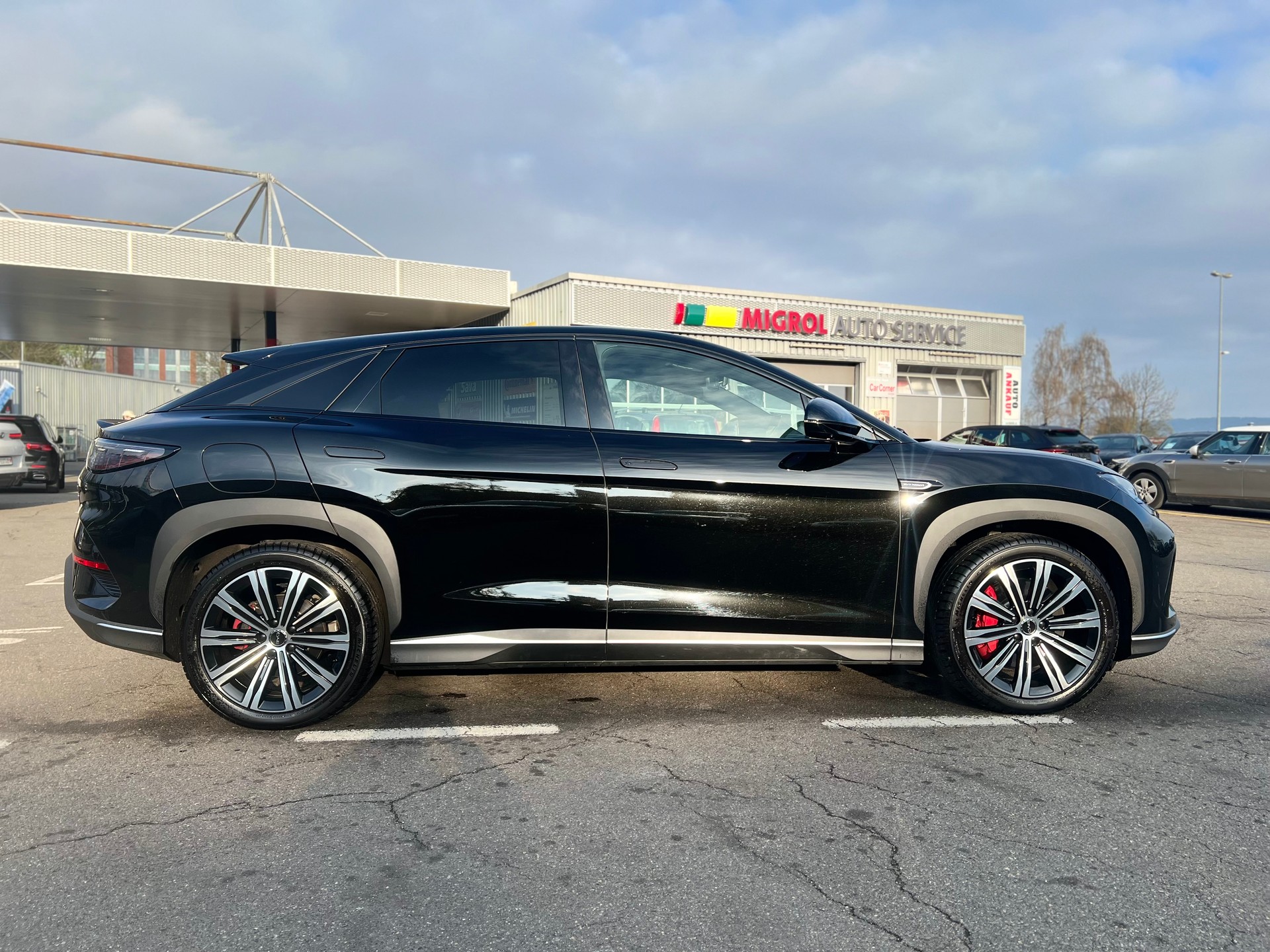 BYD Sealion 7 91,3 kWh Excellence AWD ° Sofort Verfügbar ° Vollausstattung °-image-12
