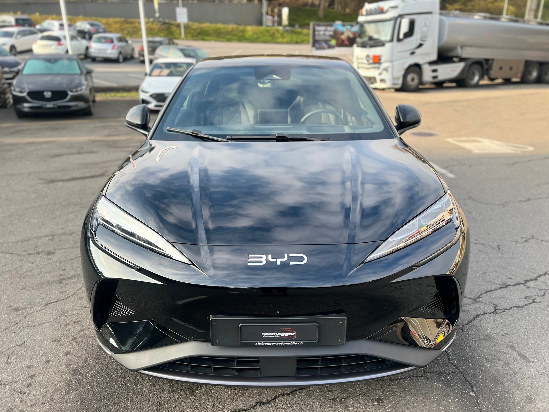 BYD Sealion 7 91,3 kWh Excellence AWD ° Sofort Verfügbar ° Vollausstattung °-image-2