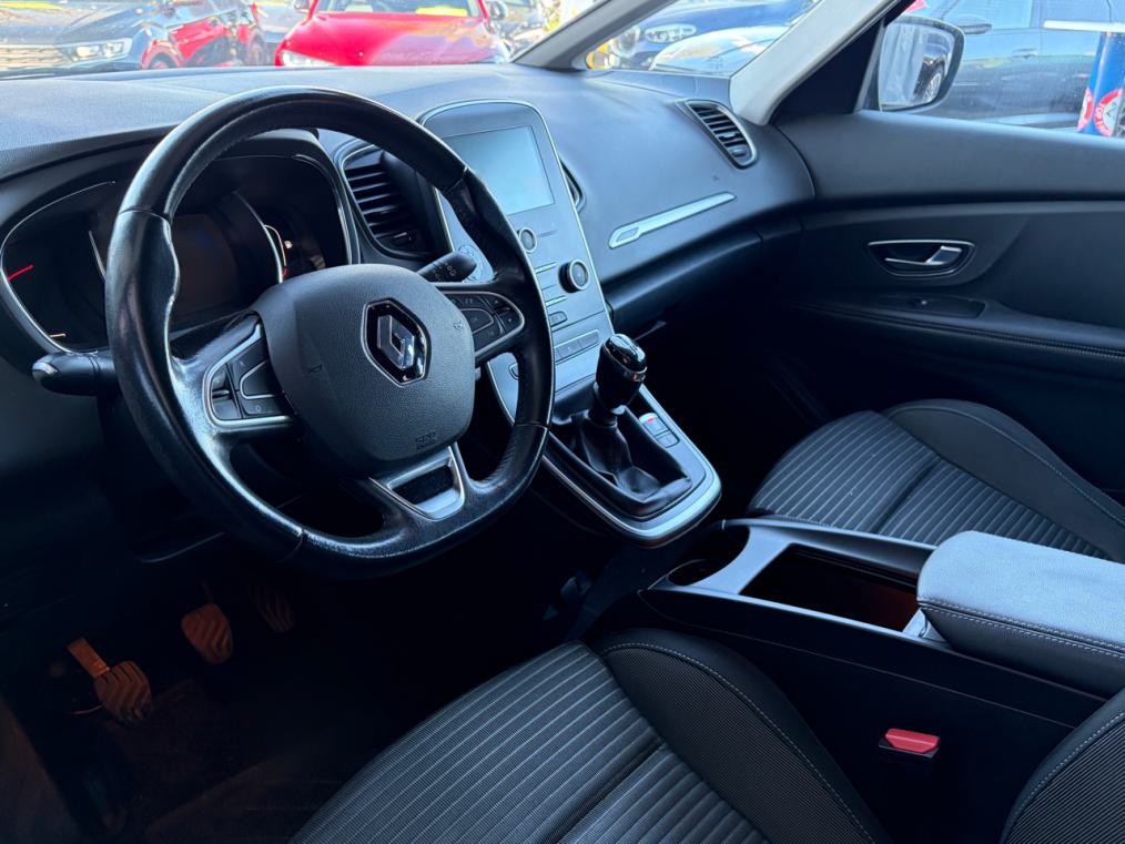 RENAULT Grand Scénic 1.6 dCi Zen-image-3