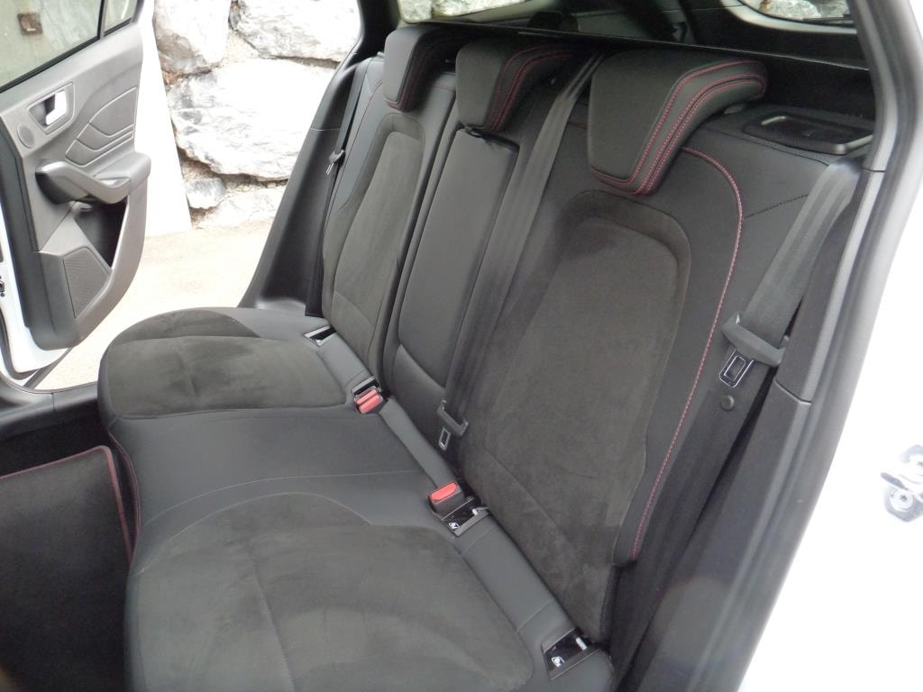 FORD Focus 2.3 ST X-image-9