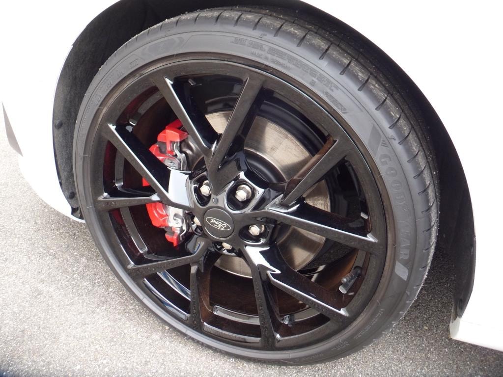 FORD Focus 2.3 ST X-image-12