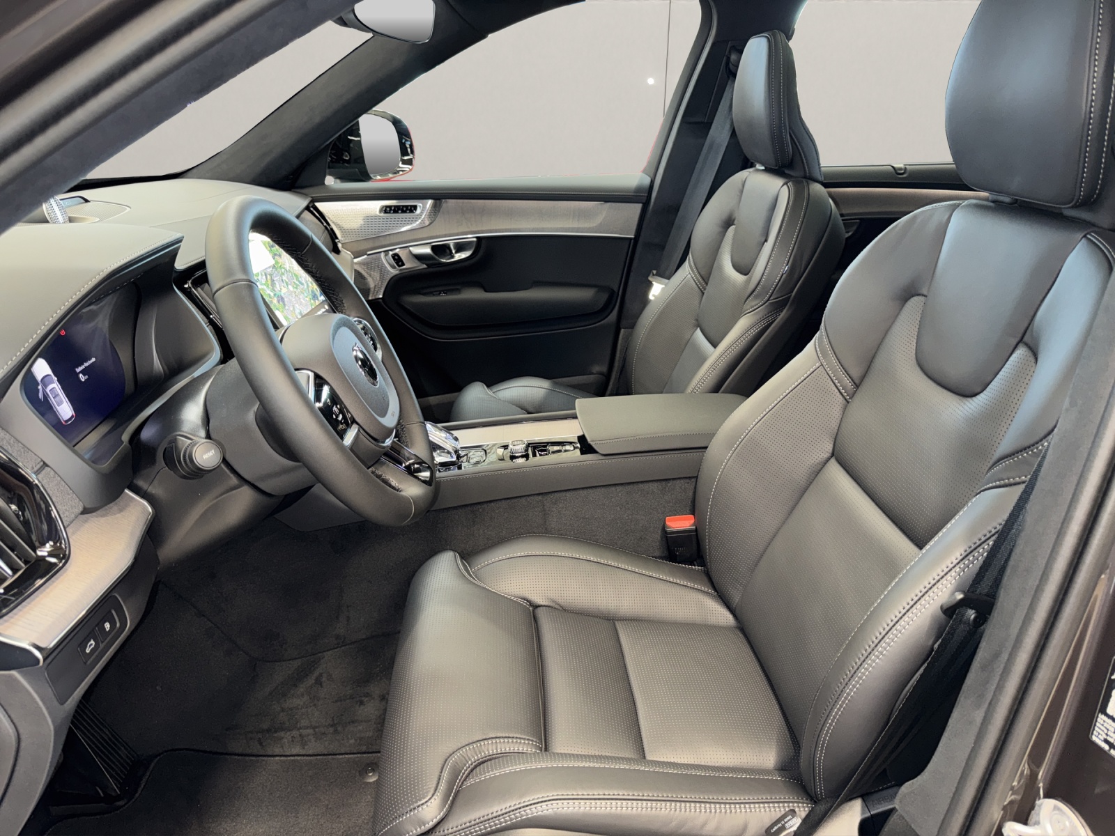 VOLVO XC90 2.0 T8 TE XCLUSIVE Edition Dark eAWD-image-14