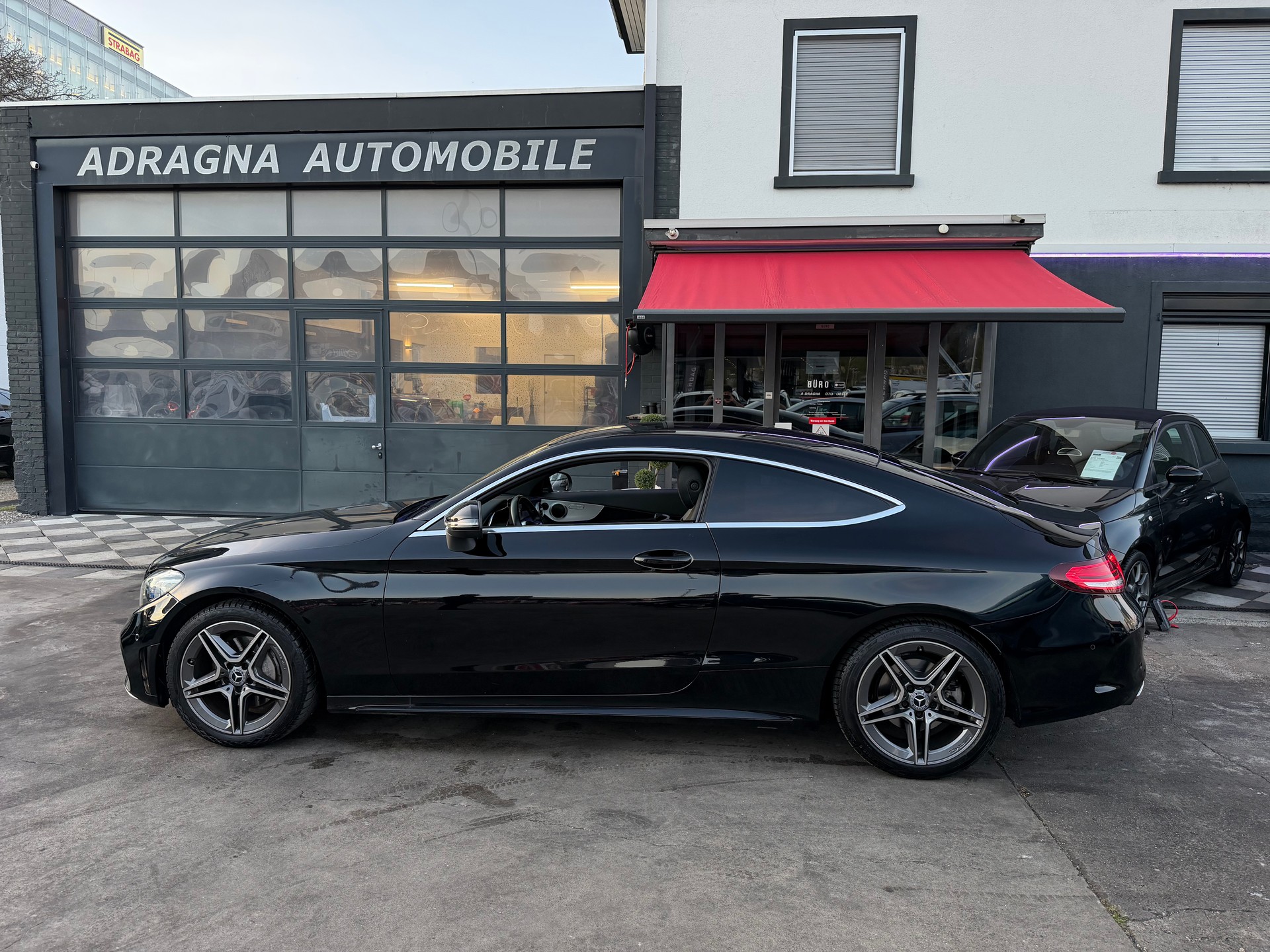 MERCEDES-BENZ C 200 Coupé AMG Line 9G-Tronic-image-5