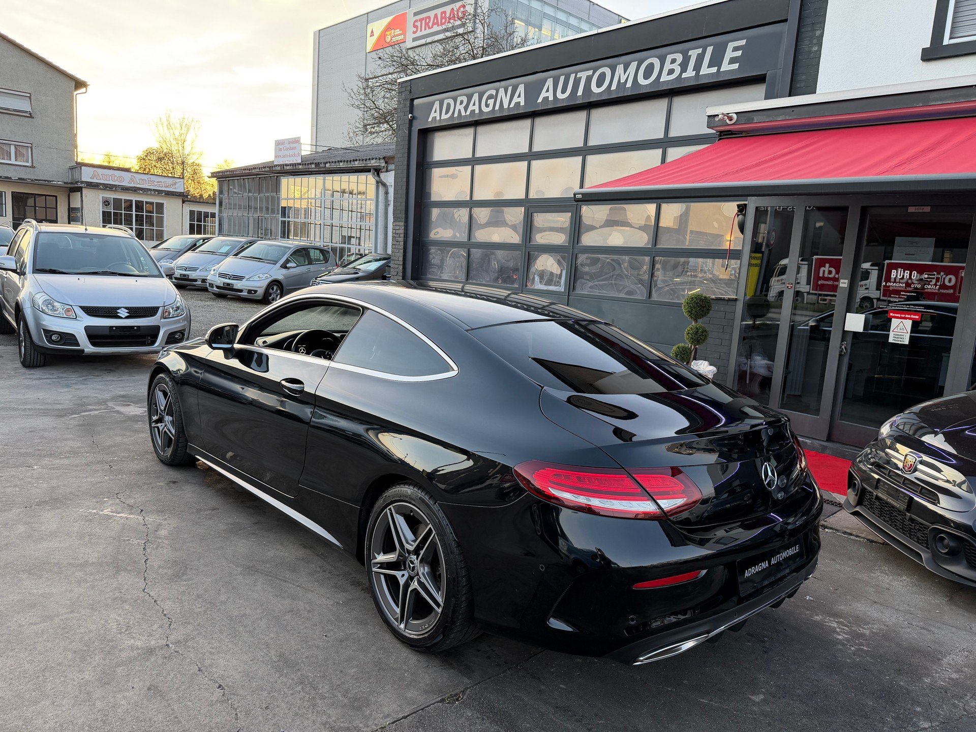 MERCEDES-BENZ C 200 Coupé AMG Line 9G-Tronic-image-6