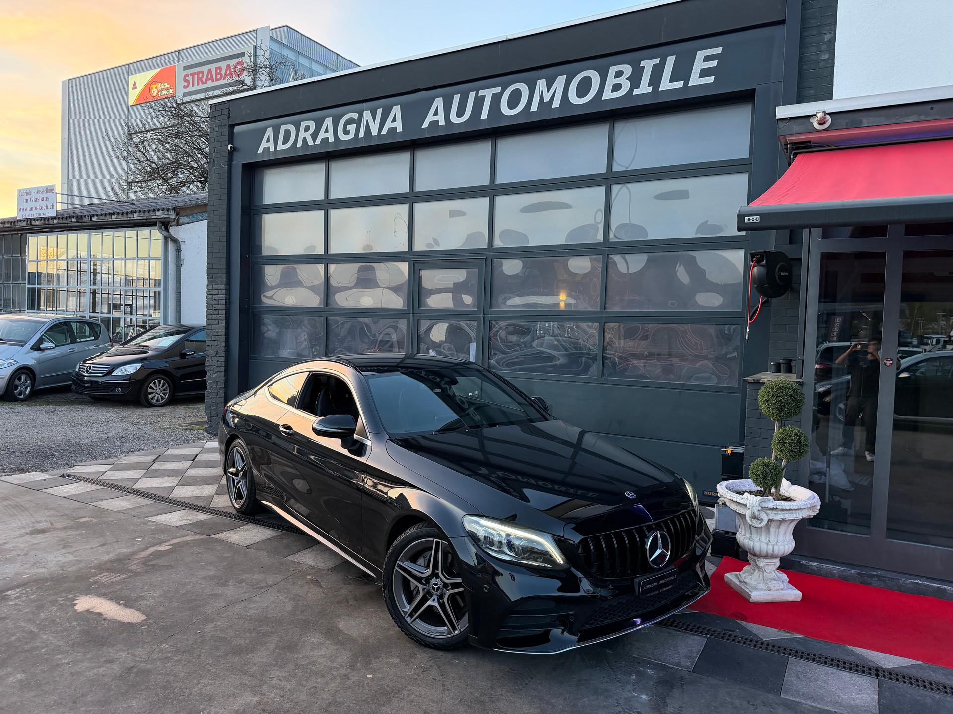 MERCEDES-BENZ C 200 Coupé AMG Line 9G-Tronic