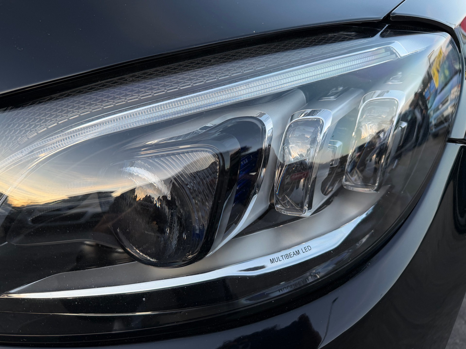 MERCEDES-BENZ C 200 Coupé AMG Line 9G-Tronic-image-9