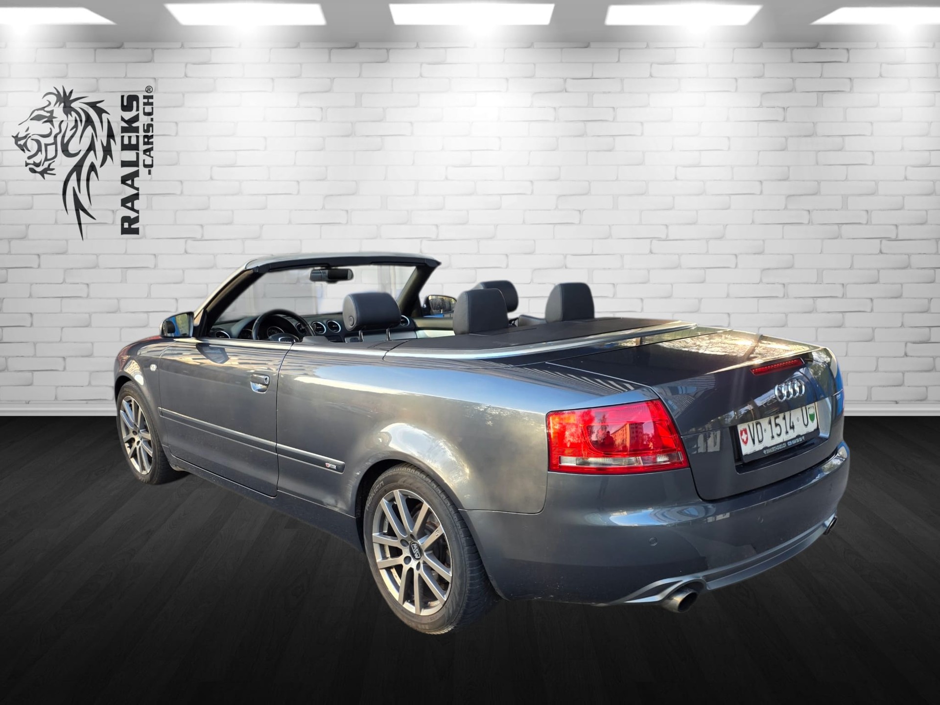 AUDI A4 Limousine 3.2 FSI quattro tiptronic-image-3