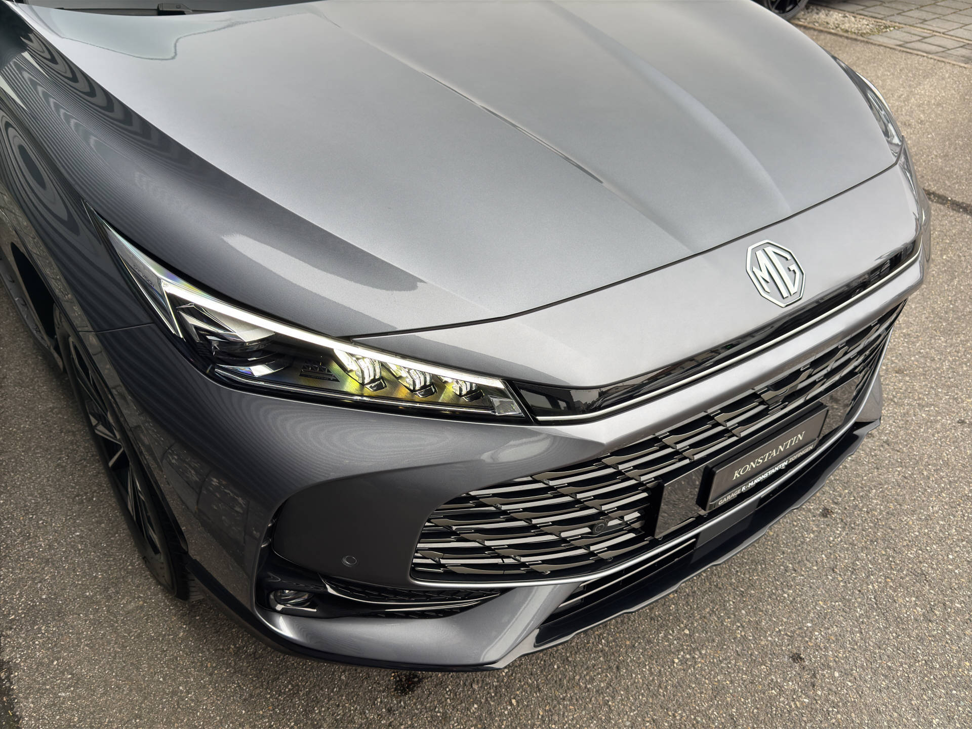 MG HS 1.5 PHEV Luxury-image-7