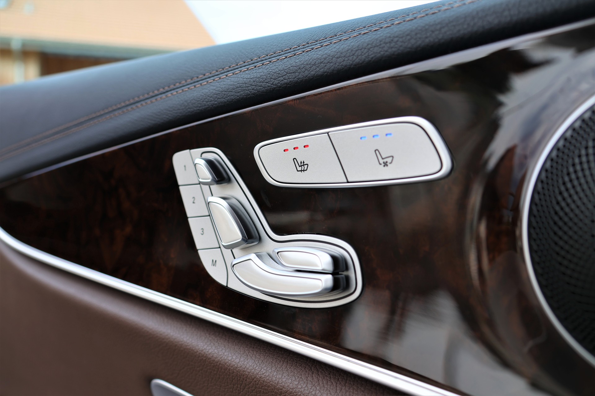 MERCEDES-BENZ E 400 d 4Matic Avantgarde 9G-Tronic (CH) MSI+-image-11