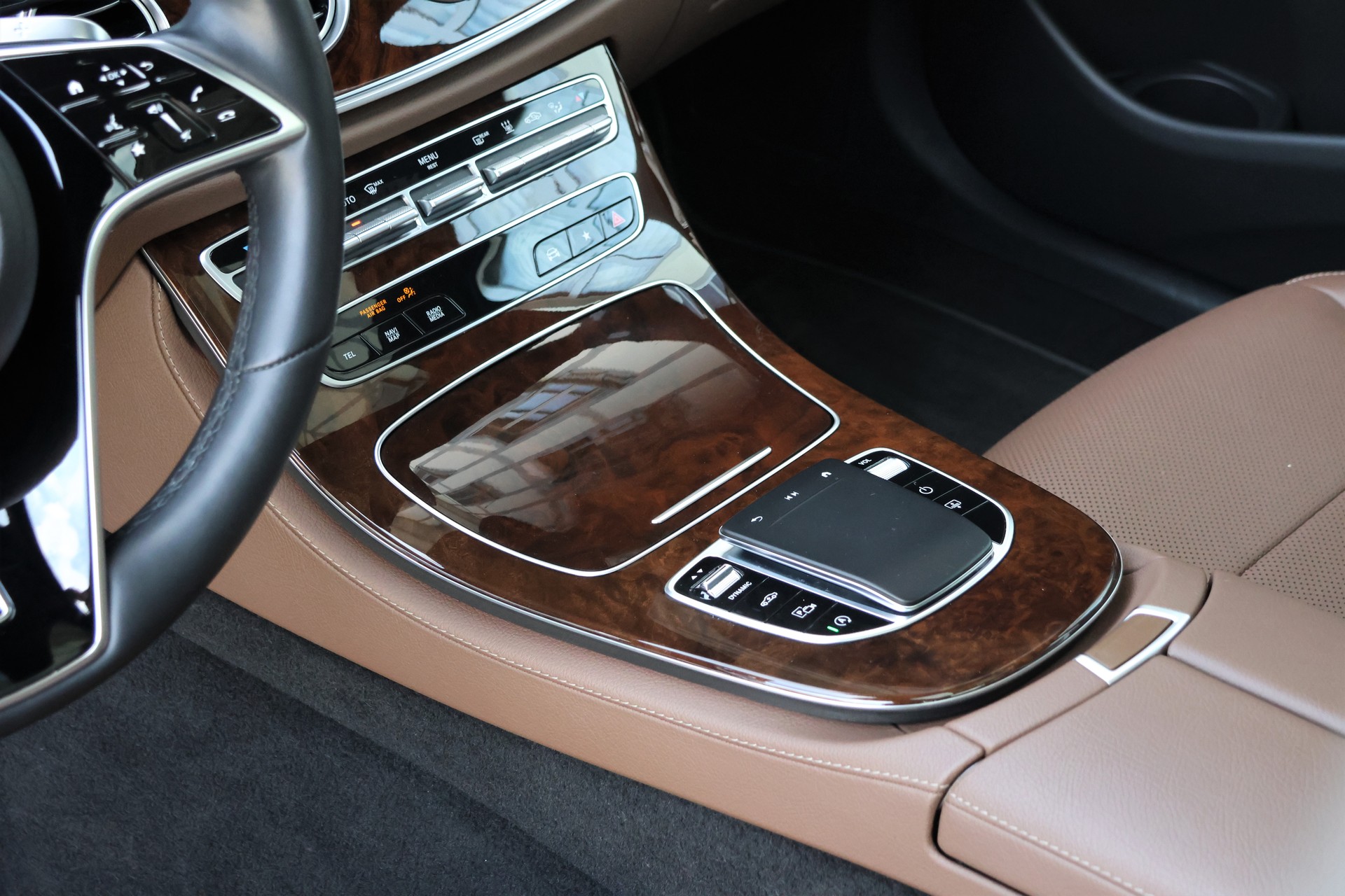 MERCEDES-BENZ E 400 d 4Matic Avantgarde 9G-Tronic (CH) MSI+-image-10