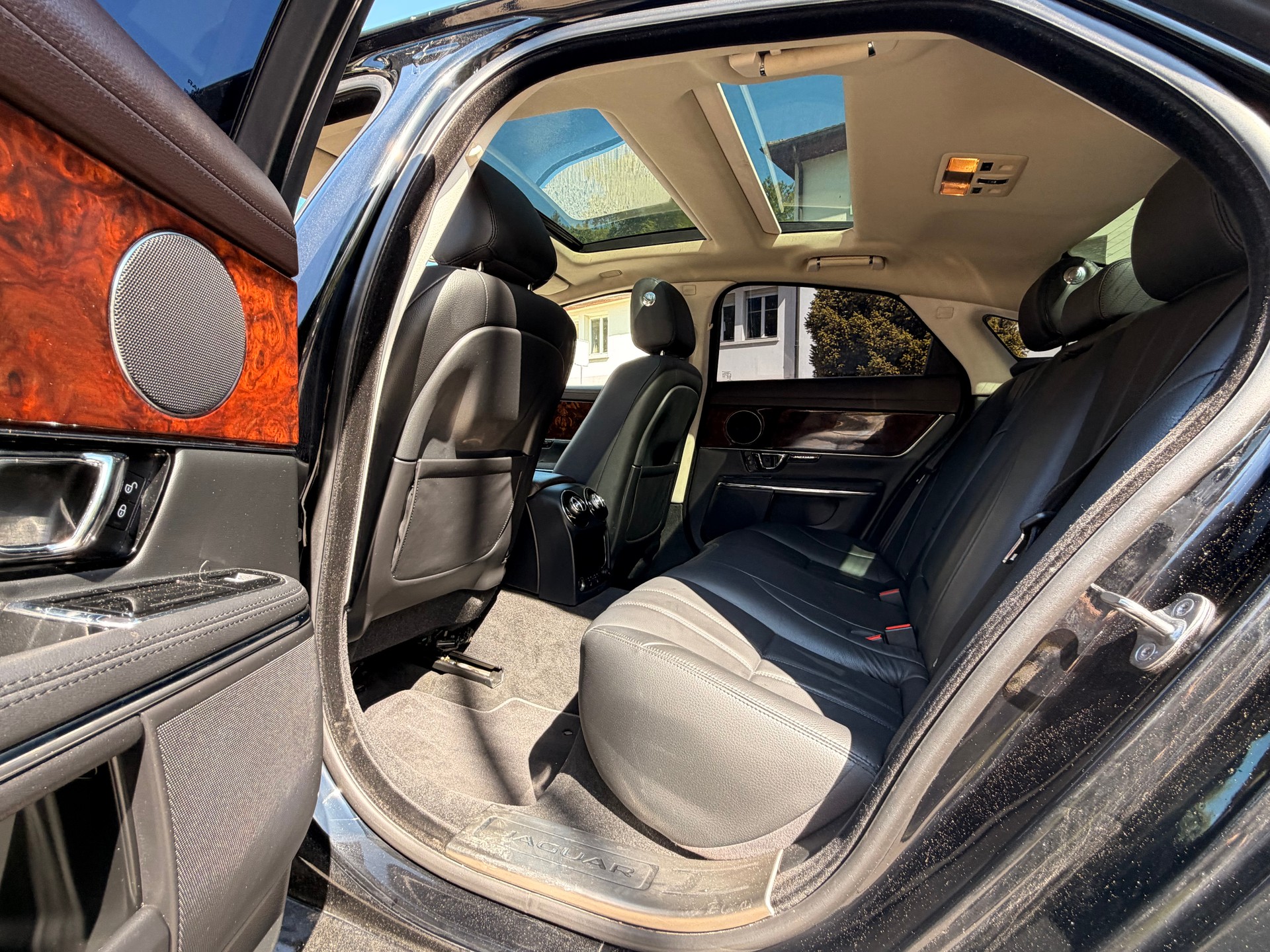 JAGUAR 3.D V6 PREMIUM LUXURY-image-9