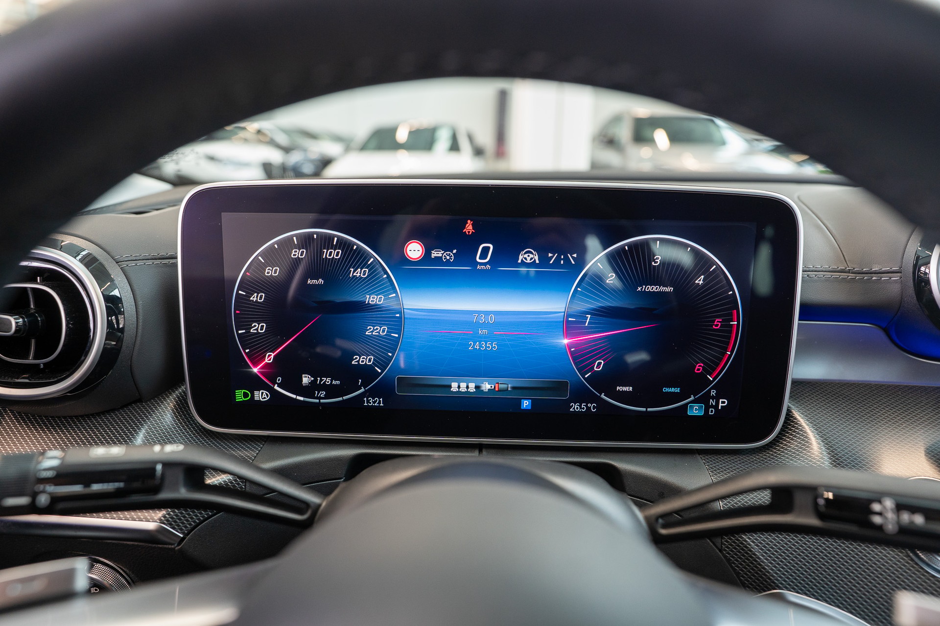 MERCEDES-BENZ C 300 d AMG Line / Rückfahrkamera / el. Sitze / Ambientebeleuchtung-image-18