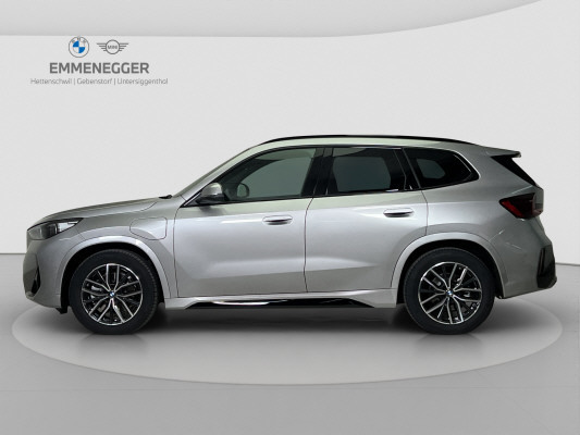 BMW X1 xDrive 25e M Sport-showroom-element-1
