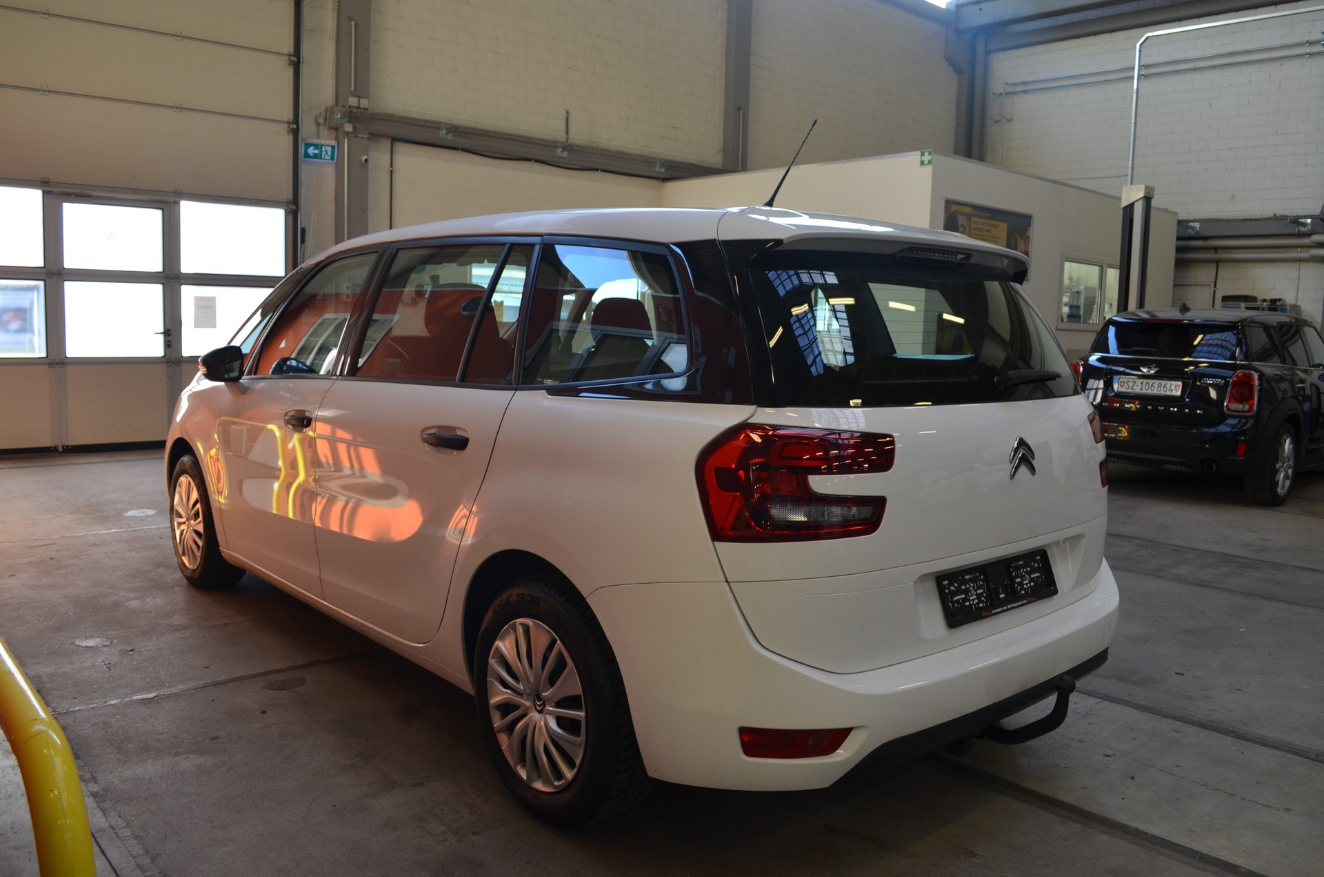 CITROEN Grand C4 Picasso 1.2 Pure Tech Live-image-6