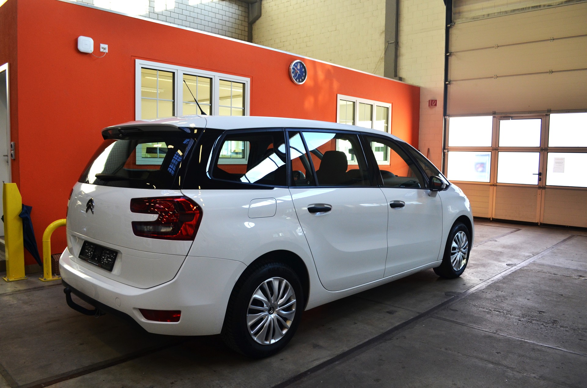 CITROEN Grand C4 Picasso 1.2 Pure Tech Live-image-4