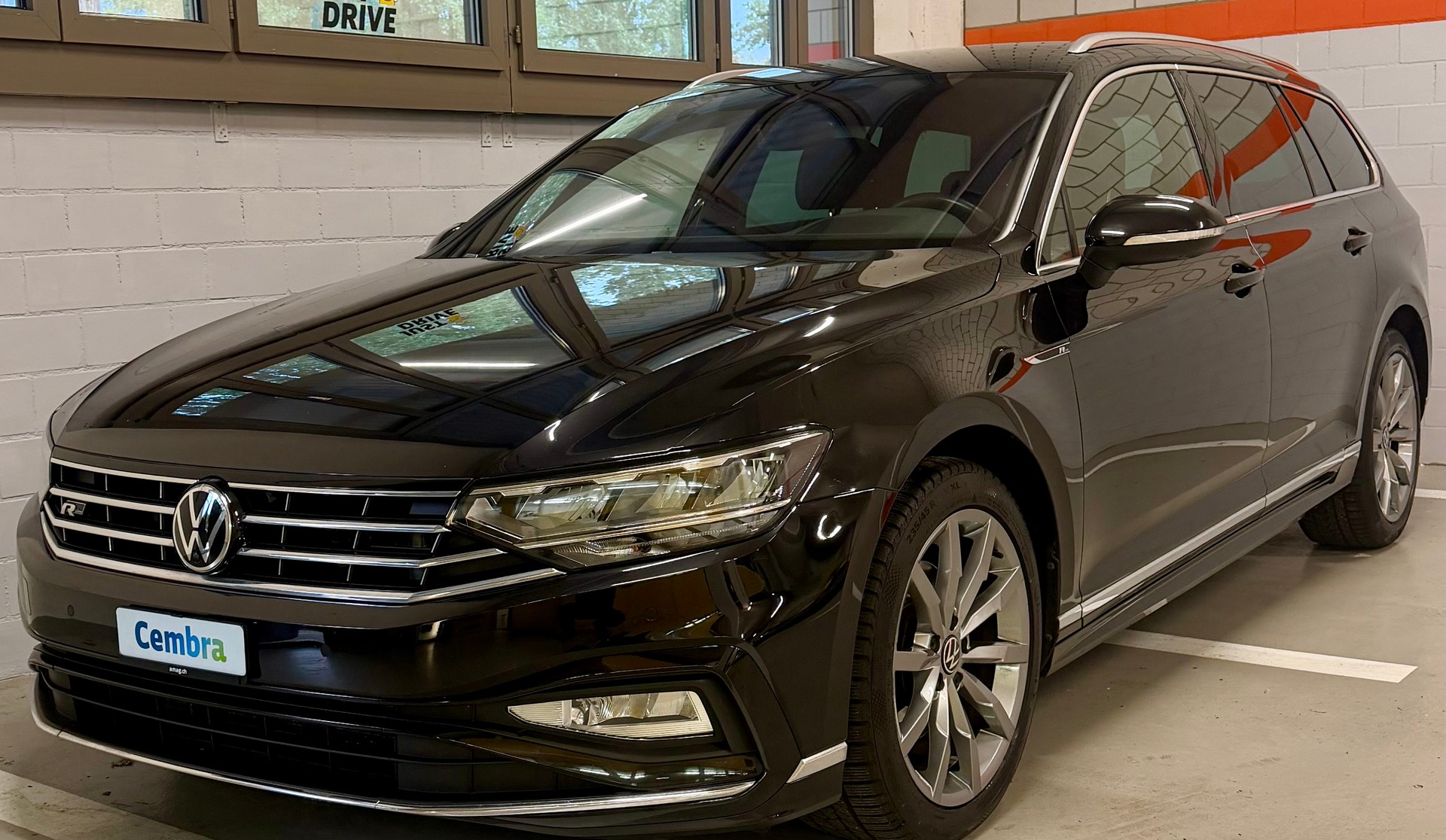 VW Passat 2.0 TDI BMT Elegance DSG-image-1