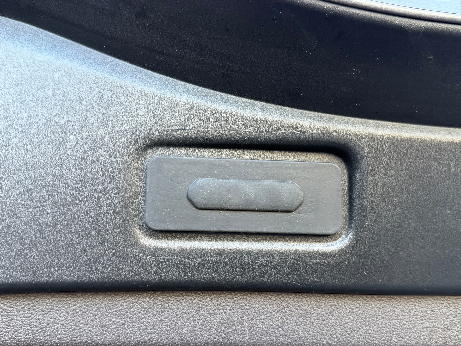 RENAULT Espace 1.6 dCi Intens EDC-image-25