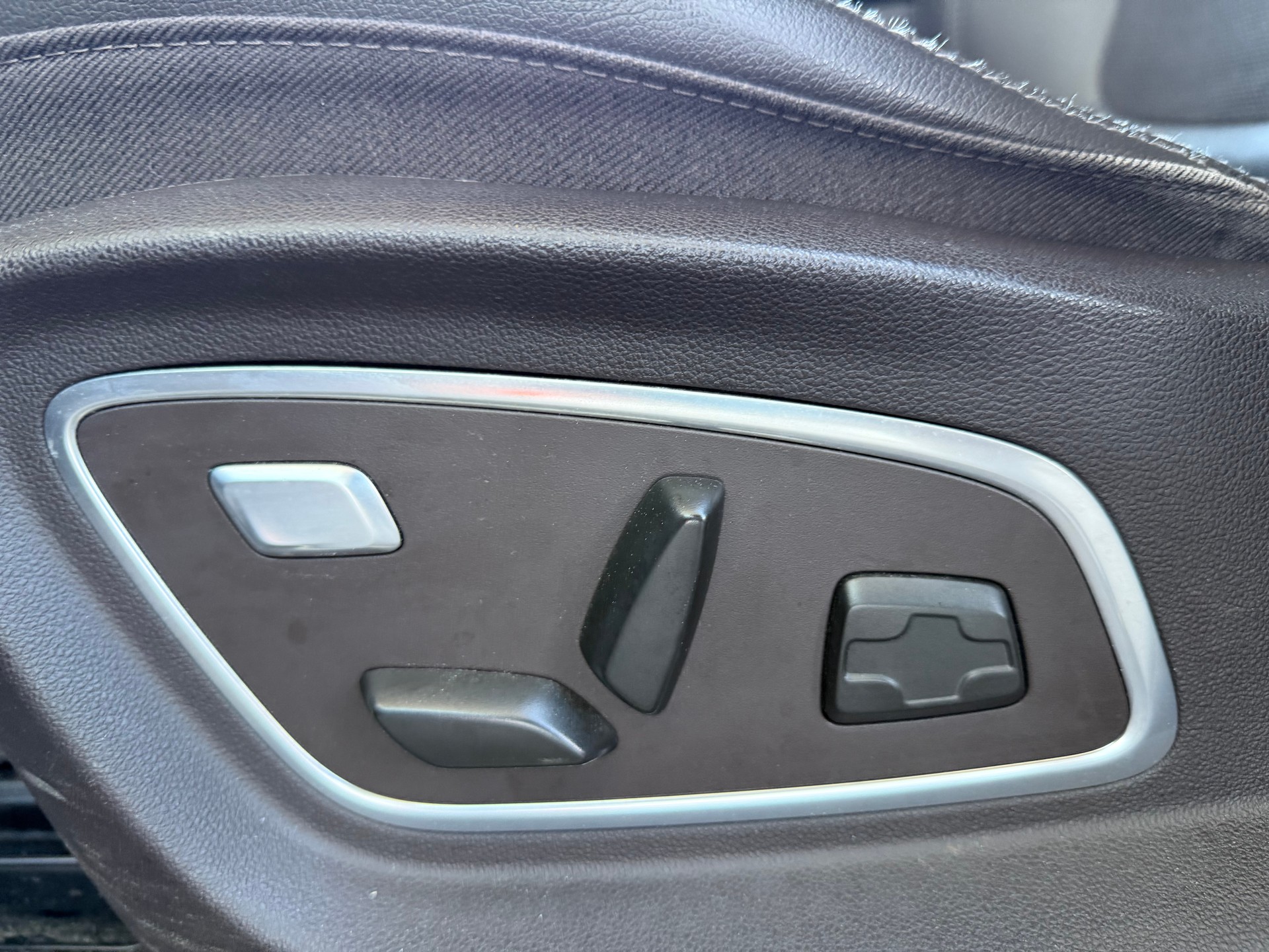 RENAULT Espace 1.6 dCi Intens EDC-image-4