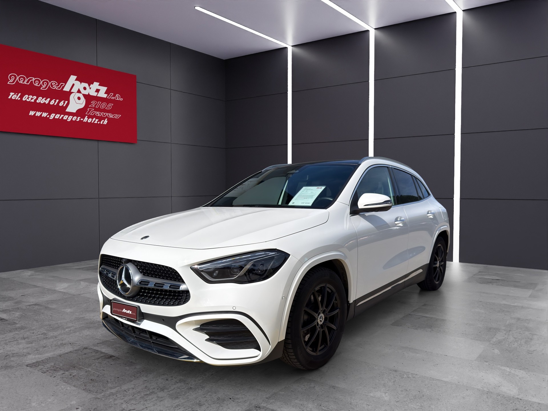 MERCEDES-BENZ GLA 250-showroom-element-1