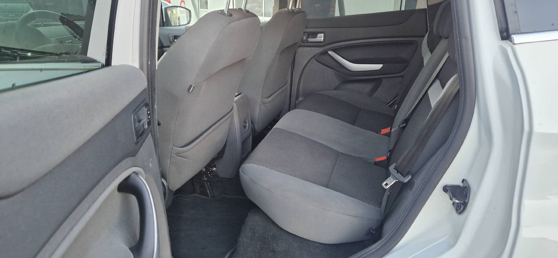 FORD Kuga 2.0 TDCi 140 Carving FPS-image-12