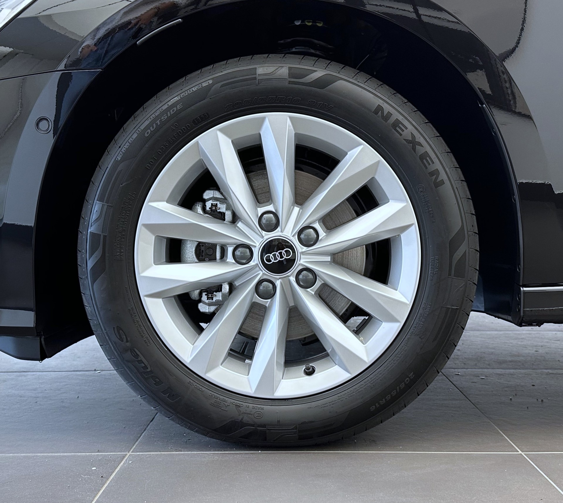AUDI A3 Sportback TFSI 110 kW Attraction S tronic-image-2