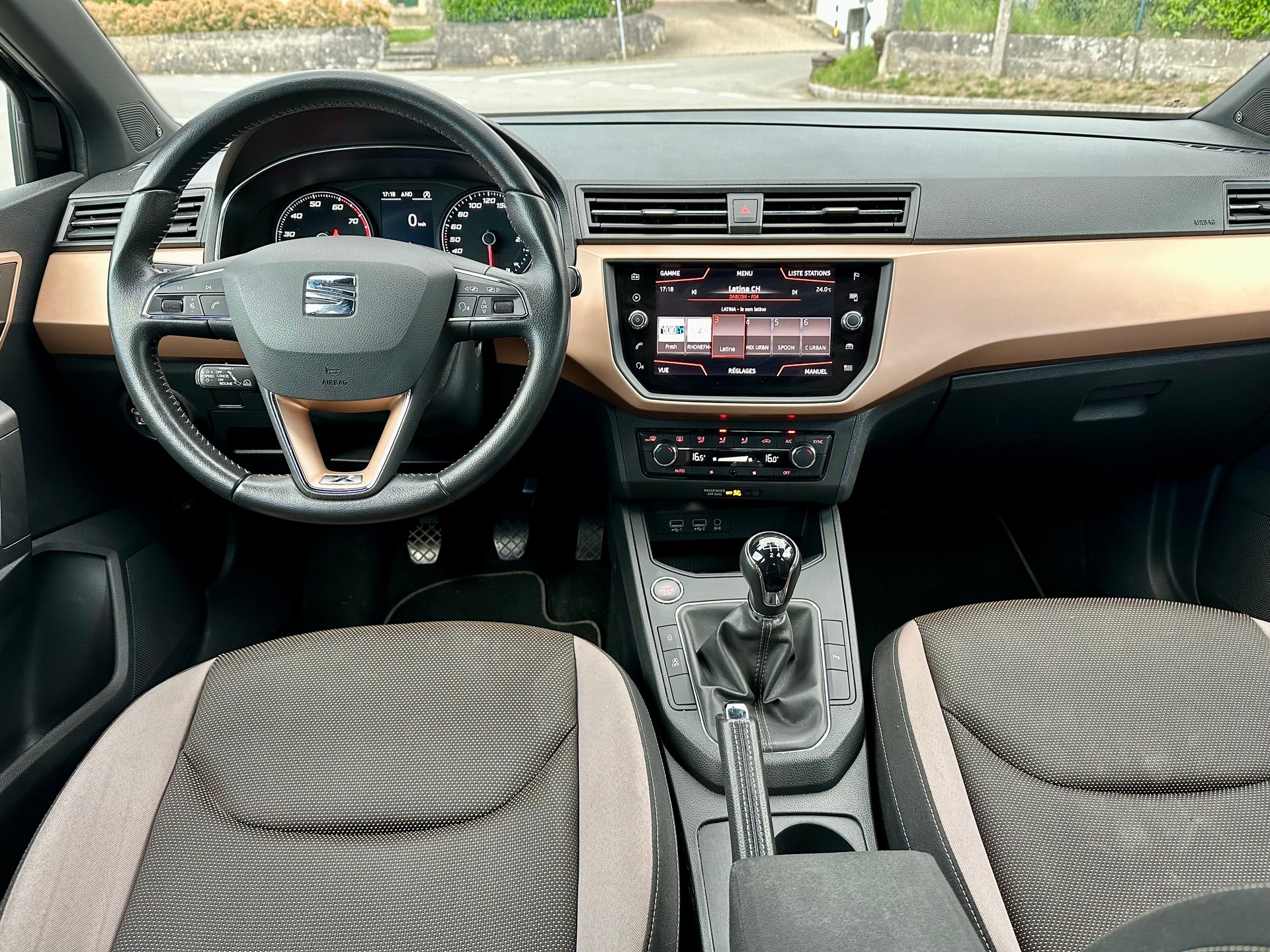 SEAT Ibiza 1.0 EcoTSI Xcellence-image-13