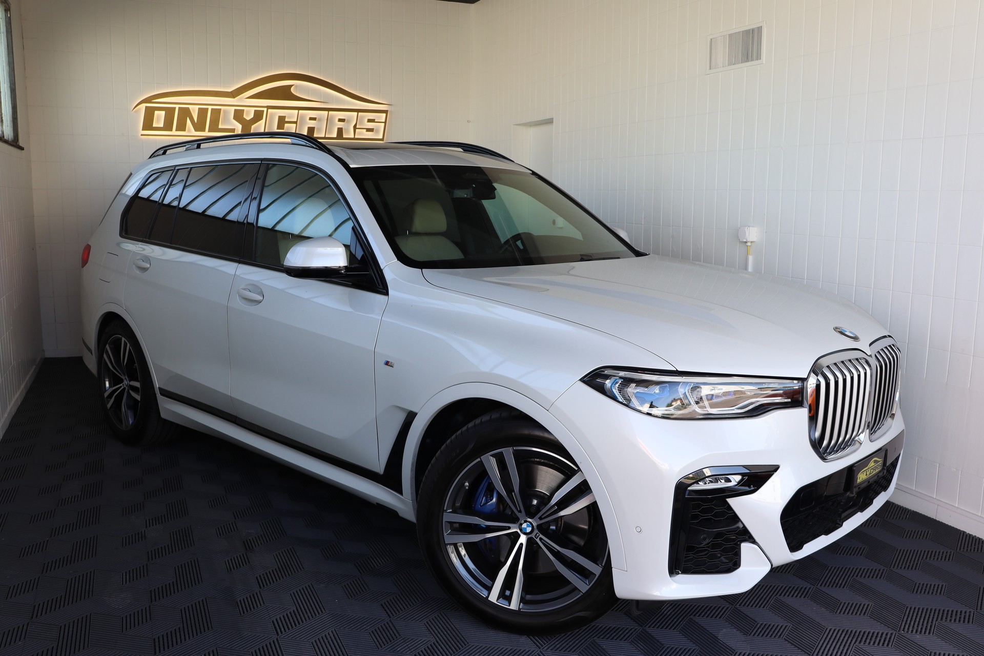 BMW X7 xDrive 48V 40d Steptronic-showroom-element-3