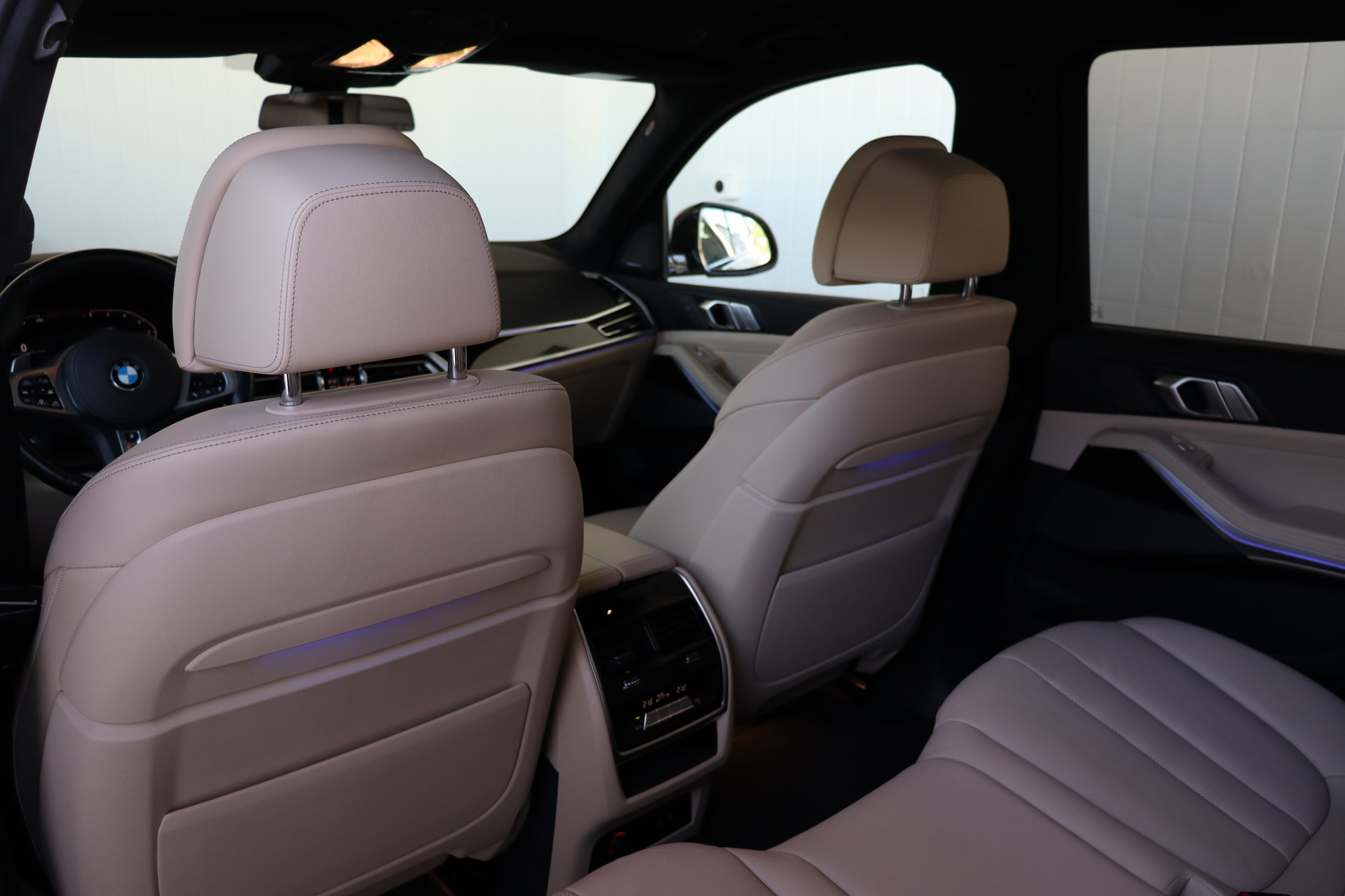 BMW X7 xDrive 48V 40d Steptronic-image-22