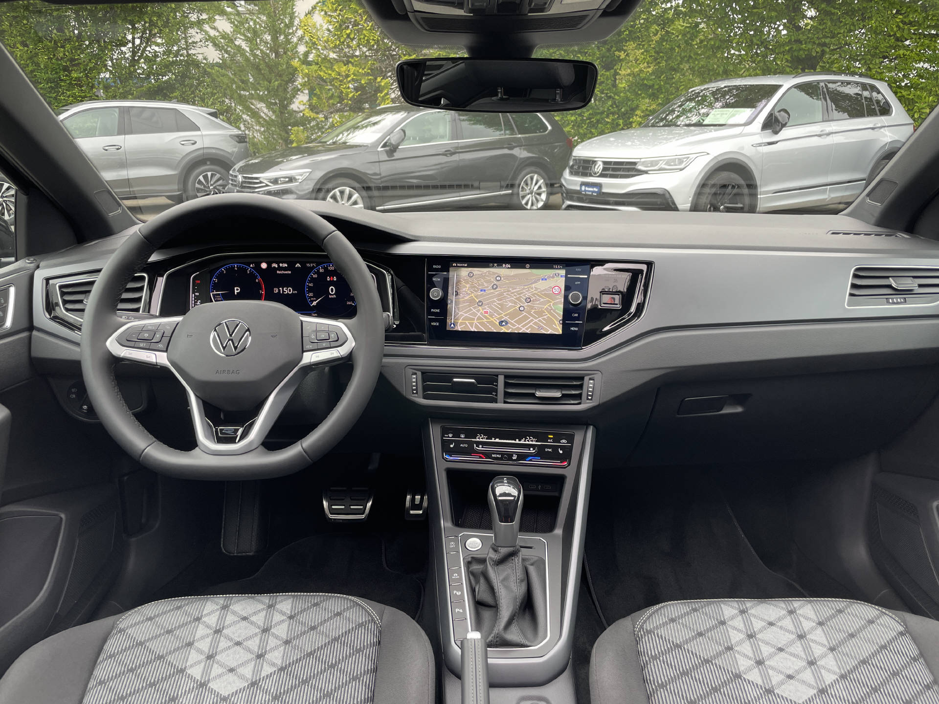 VW Polo 1.0 TSI UNITED 115 R-Line DSG-image-11