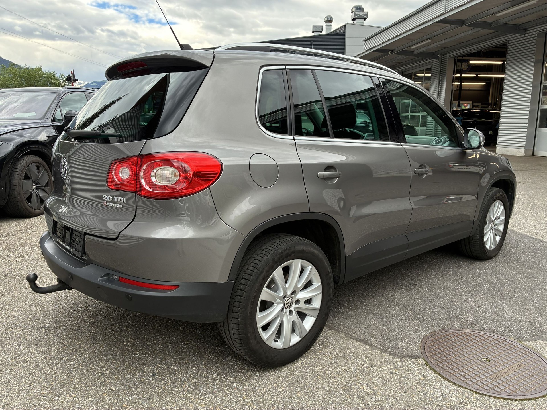 VW Tiguan 2.0TDI Sport&Style DSG 4Motion-image-6