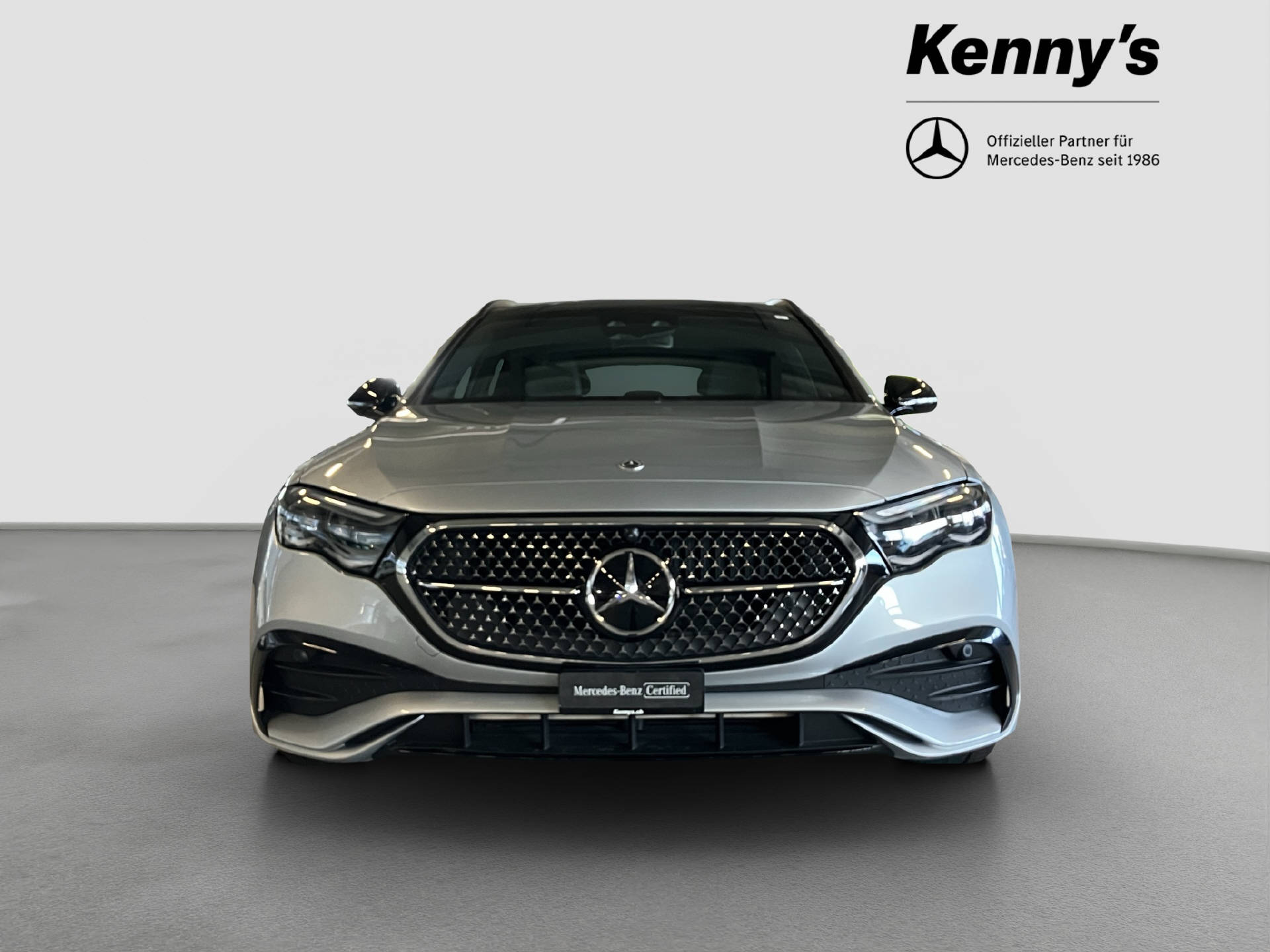 MERCEDES-BENZ E 300 de AMG Line 4matic Kombi-image-1