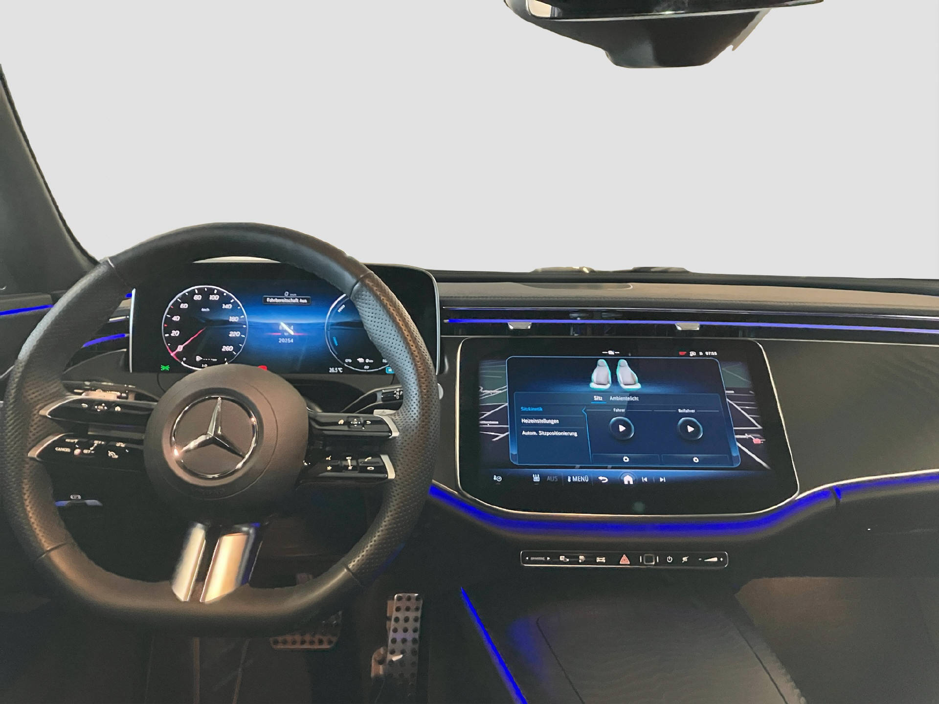 MERCEDES-BENZ E 300 de AMG Line 4matic Kombi-image-7