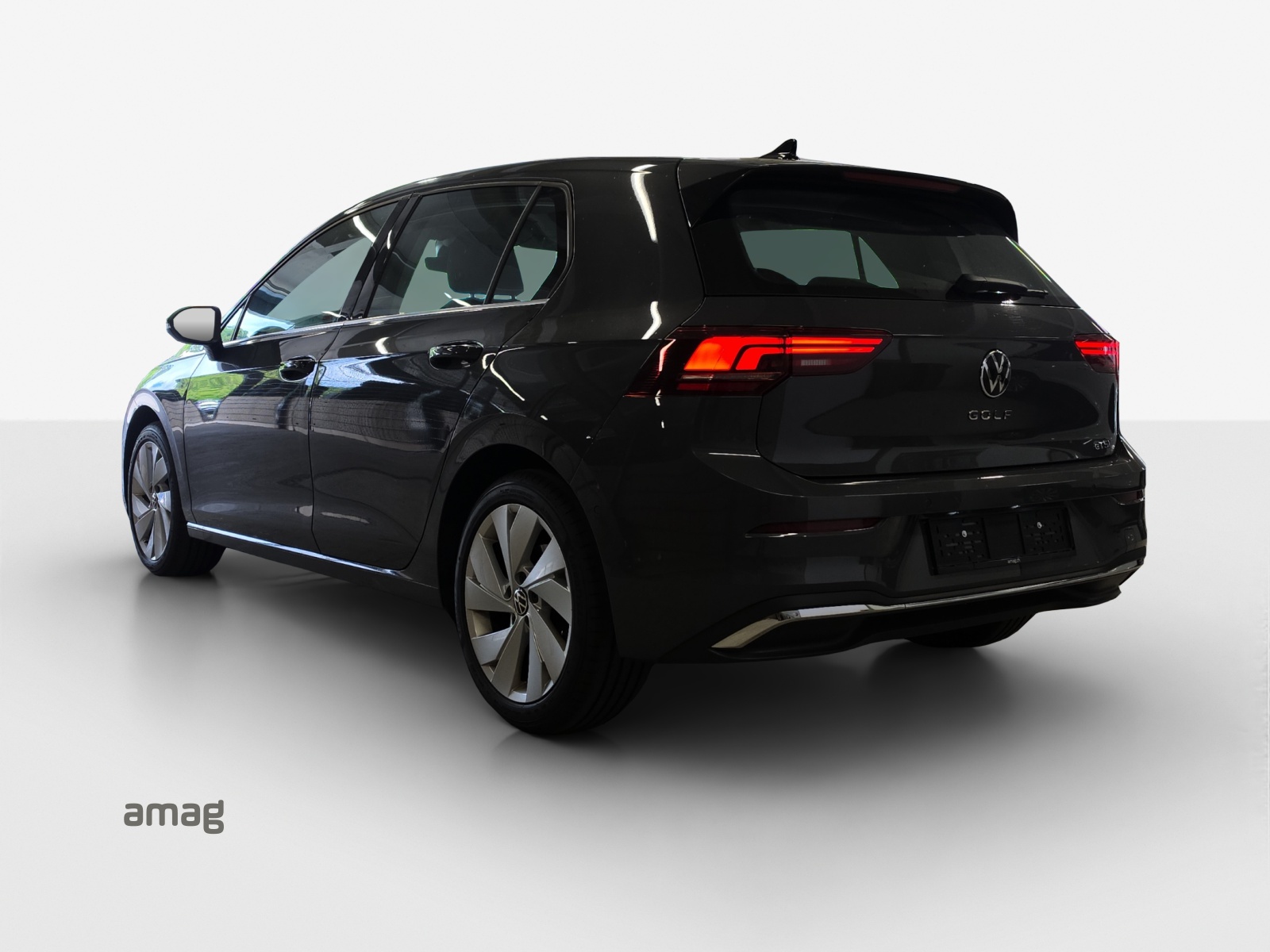 VW Golf 1.5 e TSI mHEV Style DSG-image-2
