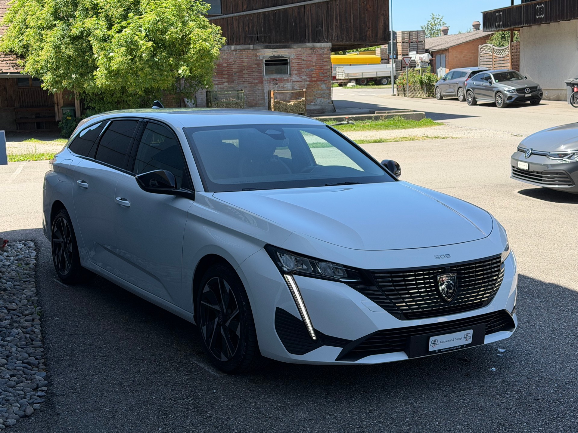 PEUGEOT 308 SW 1.5 BlueHDI Active Pack EAT8-image-7