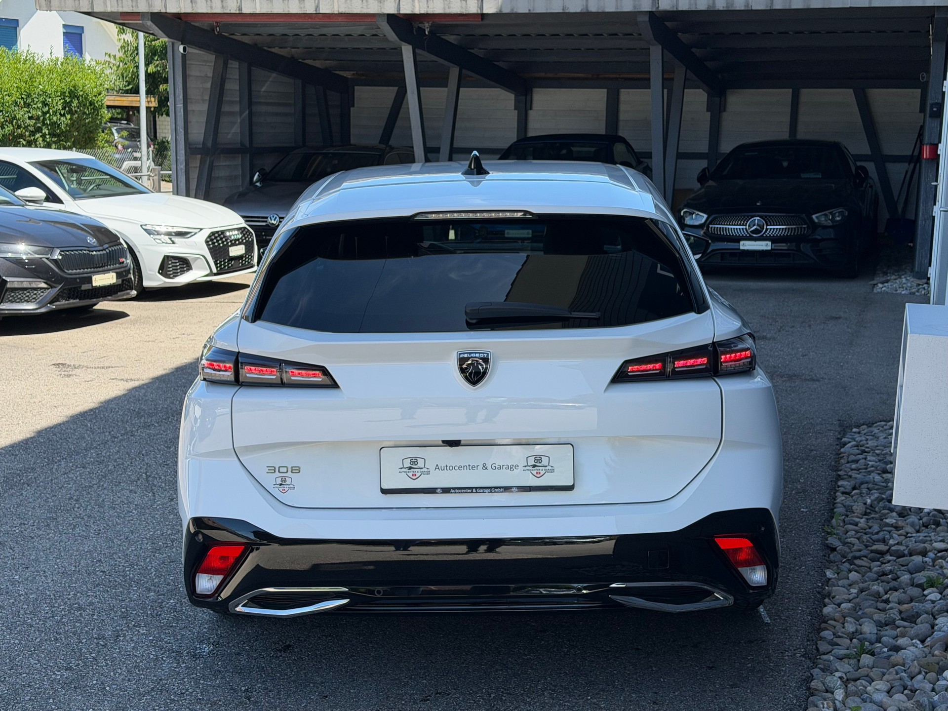 PEUGEOT 308 SW 1.5 BlueHDI Active Pack EAT8-image-5