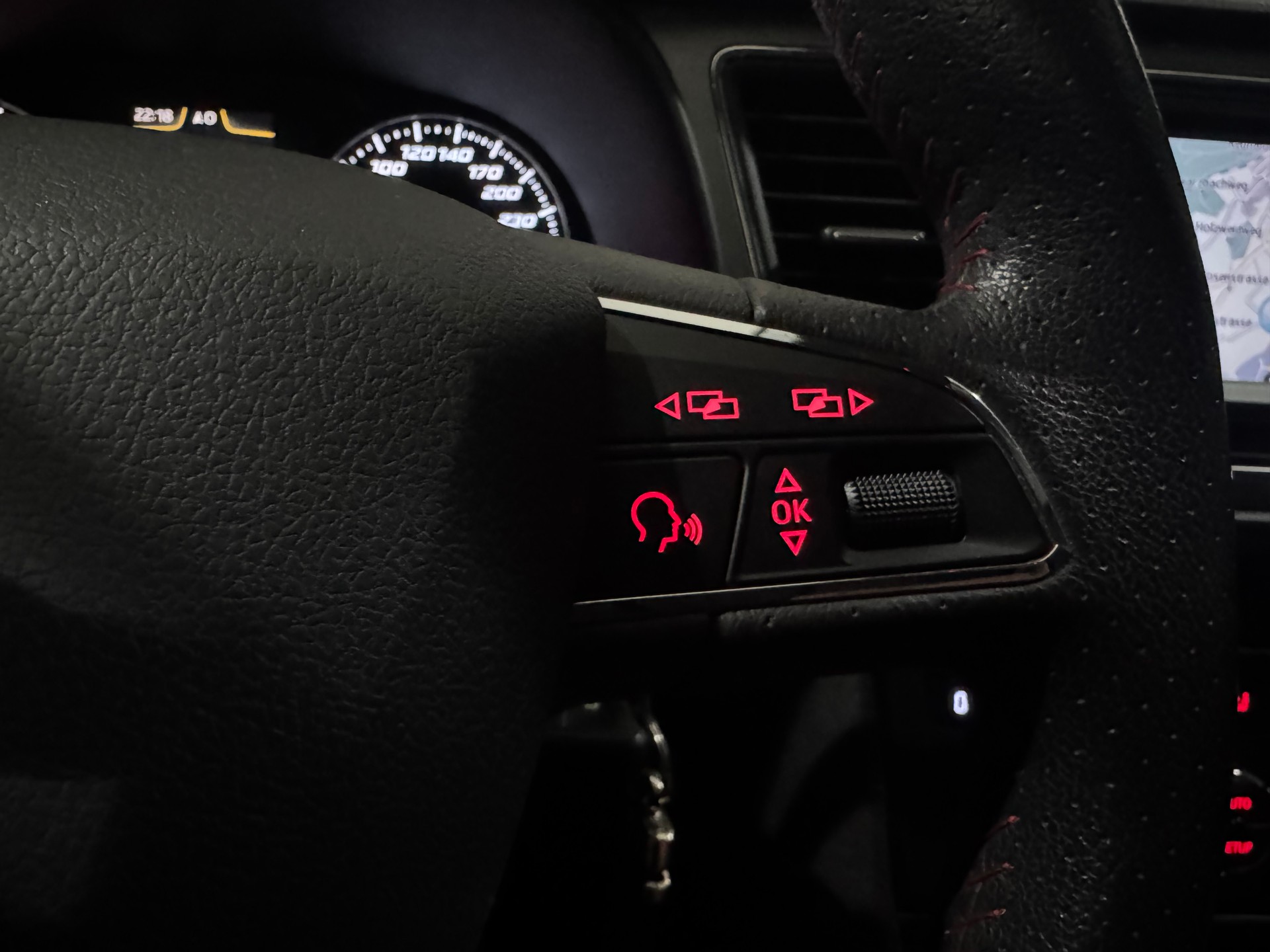 SEAT Leon ST 1.8 TSI FR | AHK 1500Kg | CH |-image-16