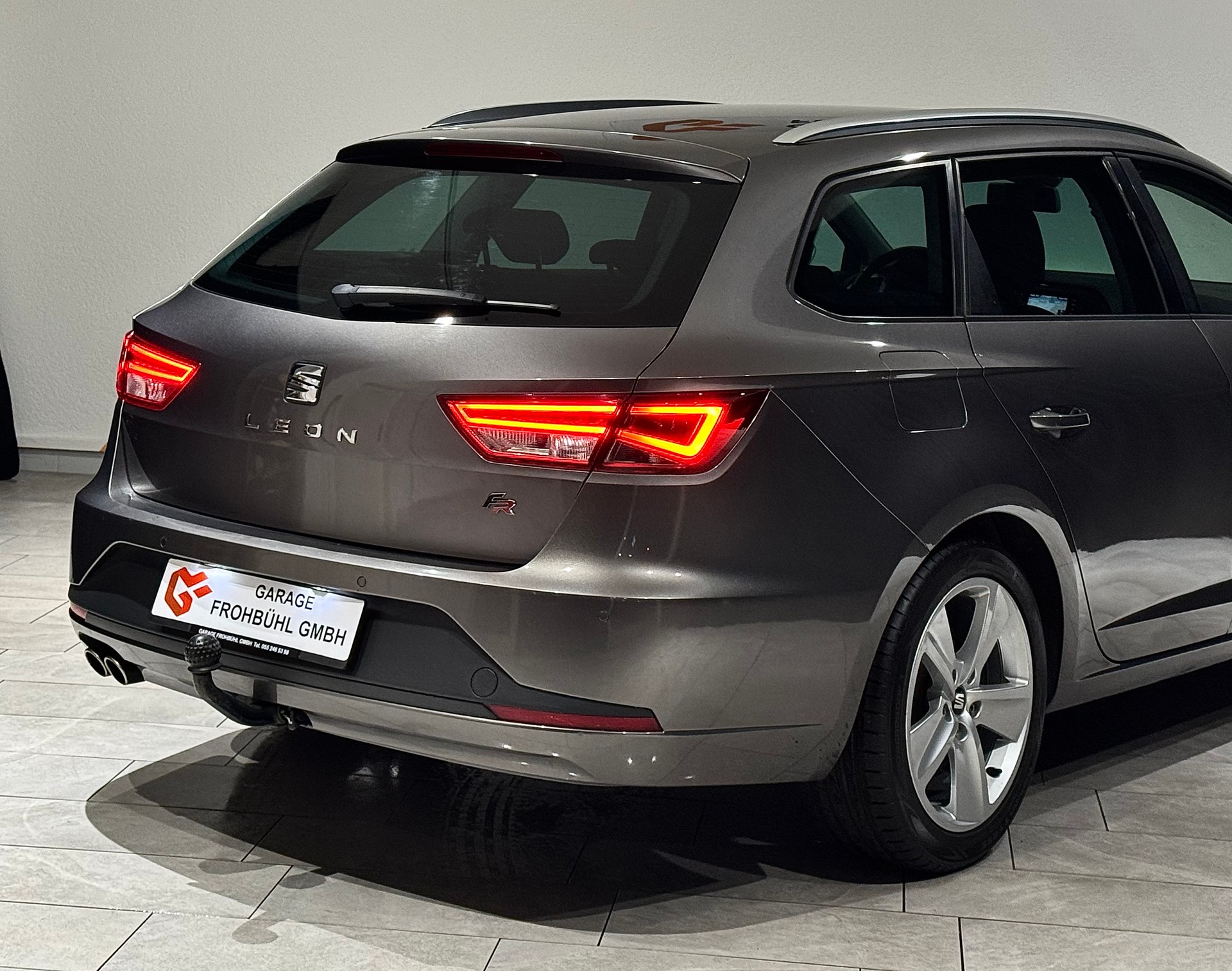 SEAT Leon ST 1.8 TSI FR | AHK 1500Kg | CH |-image-8