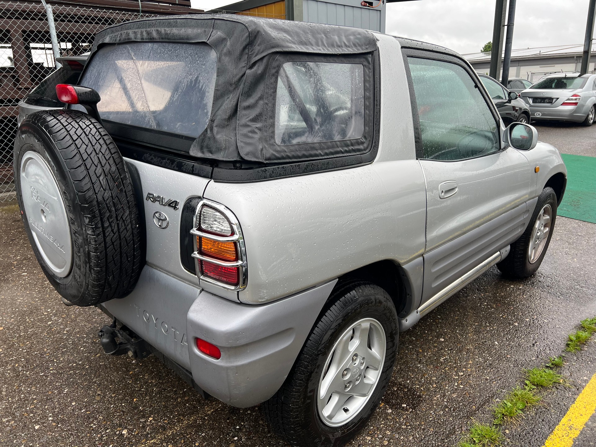 TOYOTA RAV-4 GX Cabrio-image-3