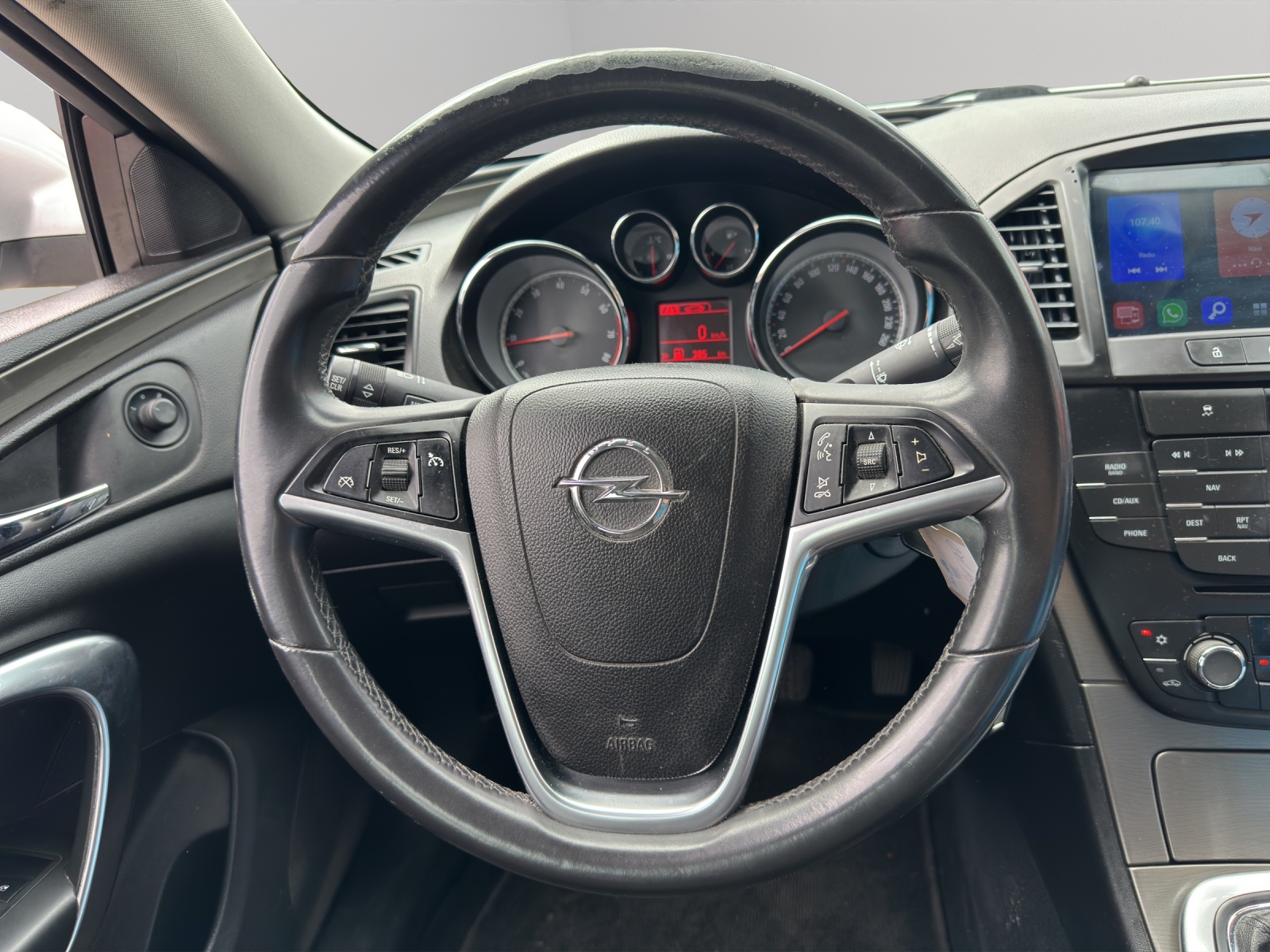 OPEL Insignia Sports Tourer 1.6 Turbo Cosmo-image-17