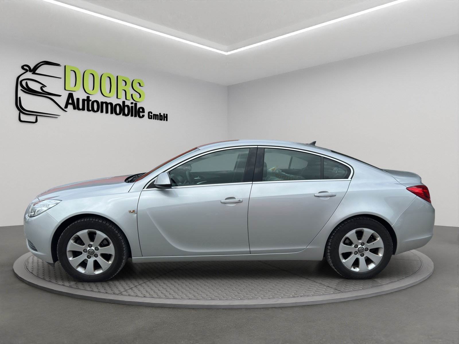 OPEL Insignia Sports Tourer 1.6 Turbo Cosmo-image-5