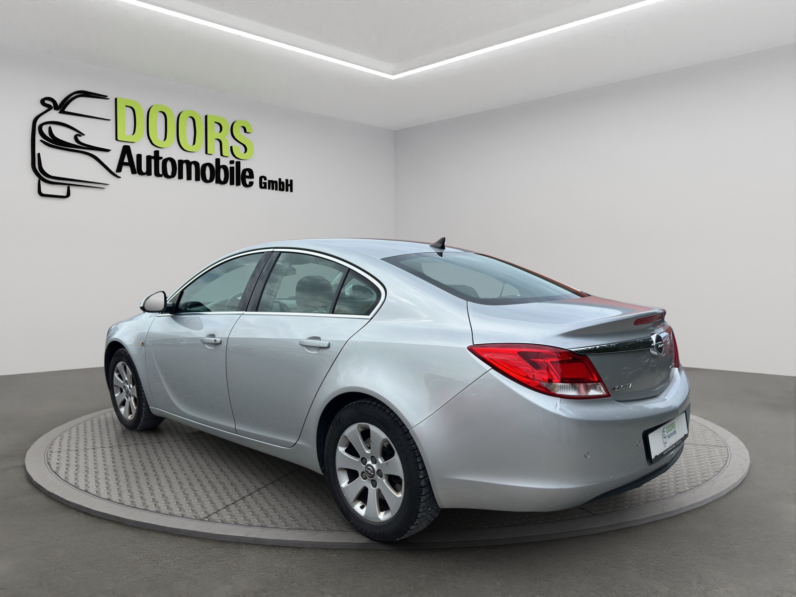OPEL Insignia Sports Tourer 1.6 Turbo Cosmo-image-6
