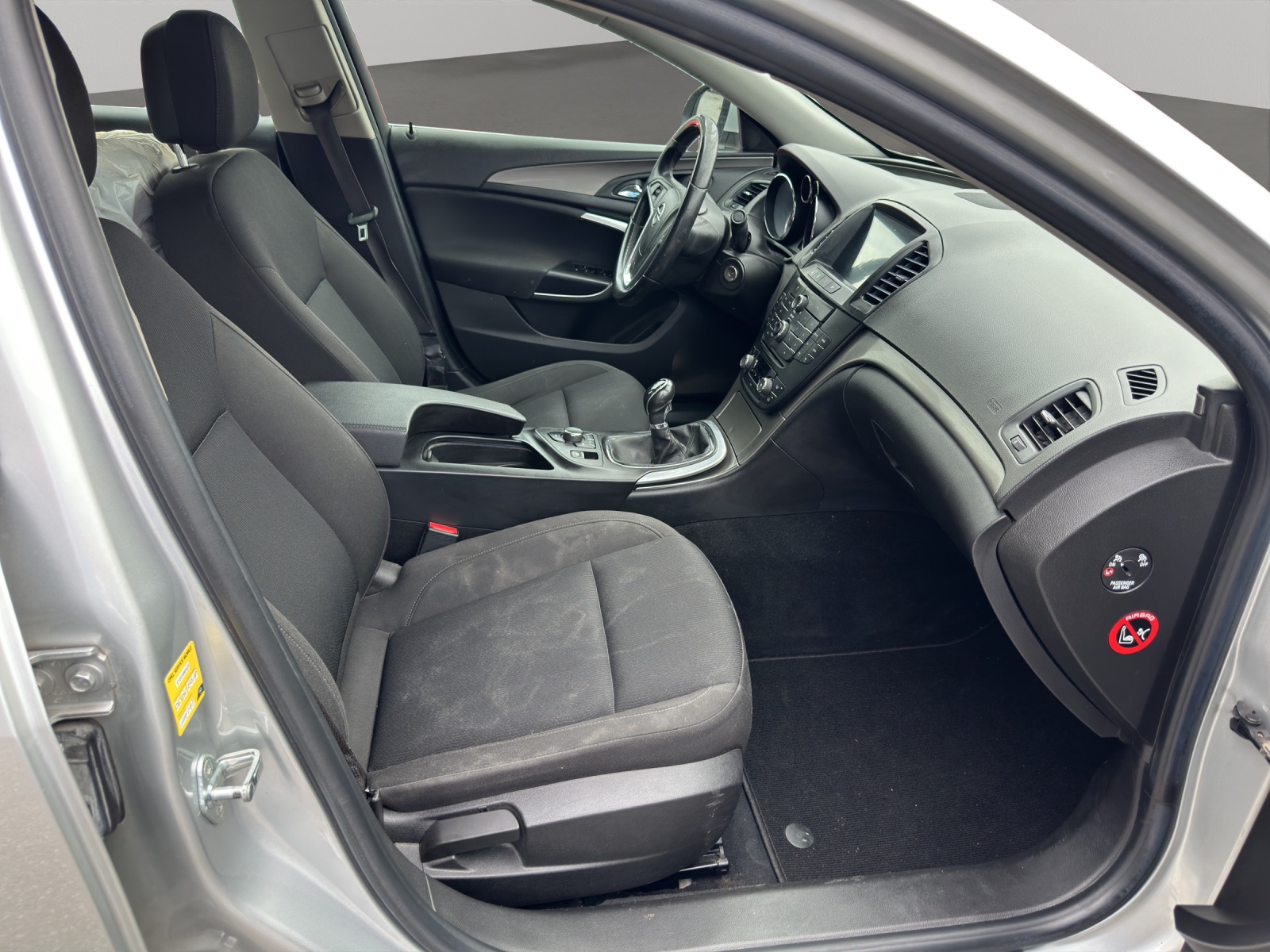 OPEL Insignia Sports Tourer 1.6 Turbo Cosmo-image-11