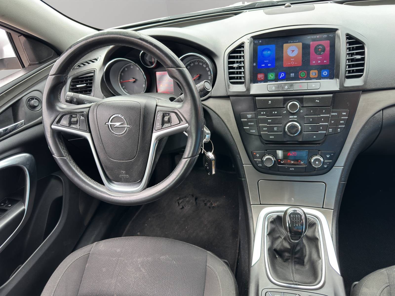 OPEL Insignia Sports Tourer 1.6 Turbo Cosmo-image-9